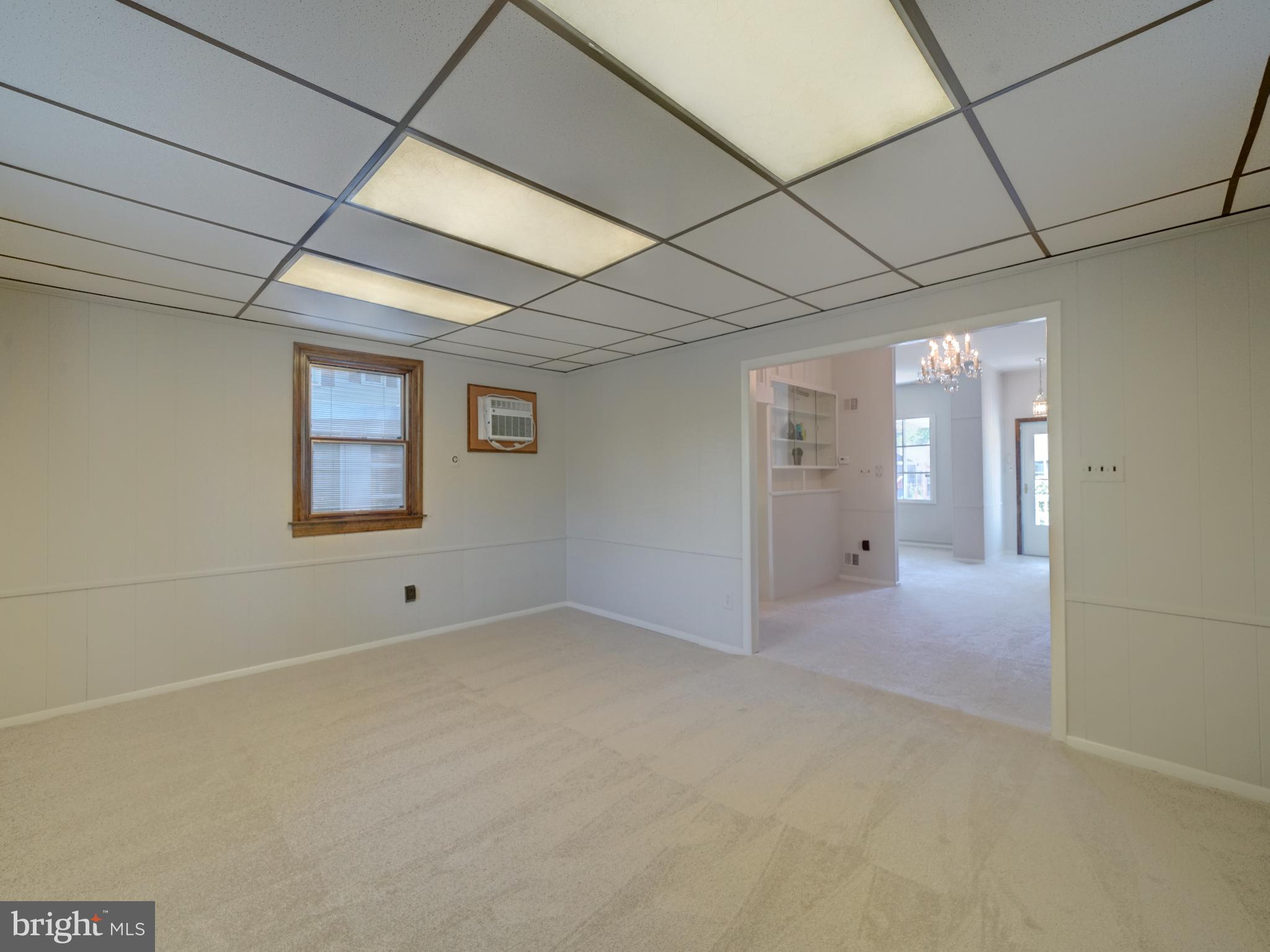 CALVERTON - Residential