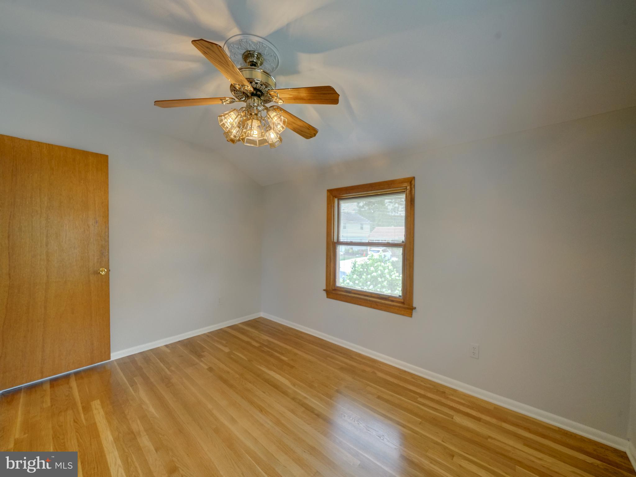 CALVERTON - Residential