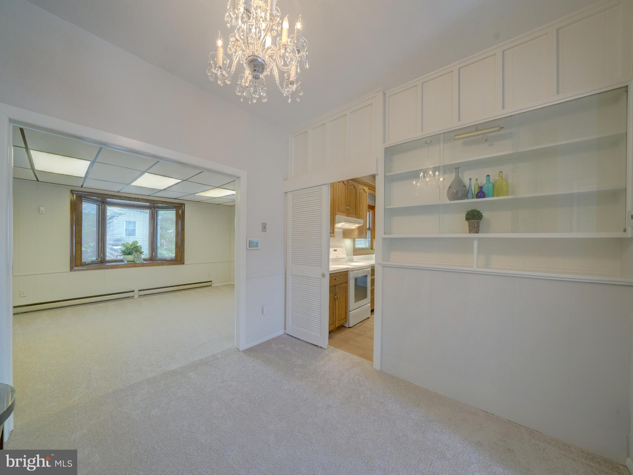 CALVERTON - Residential