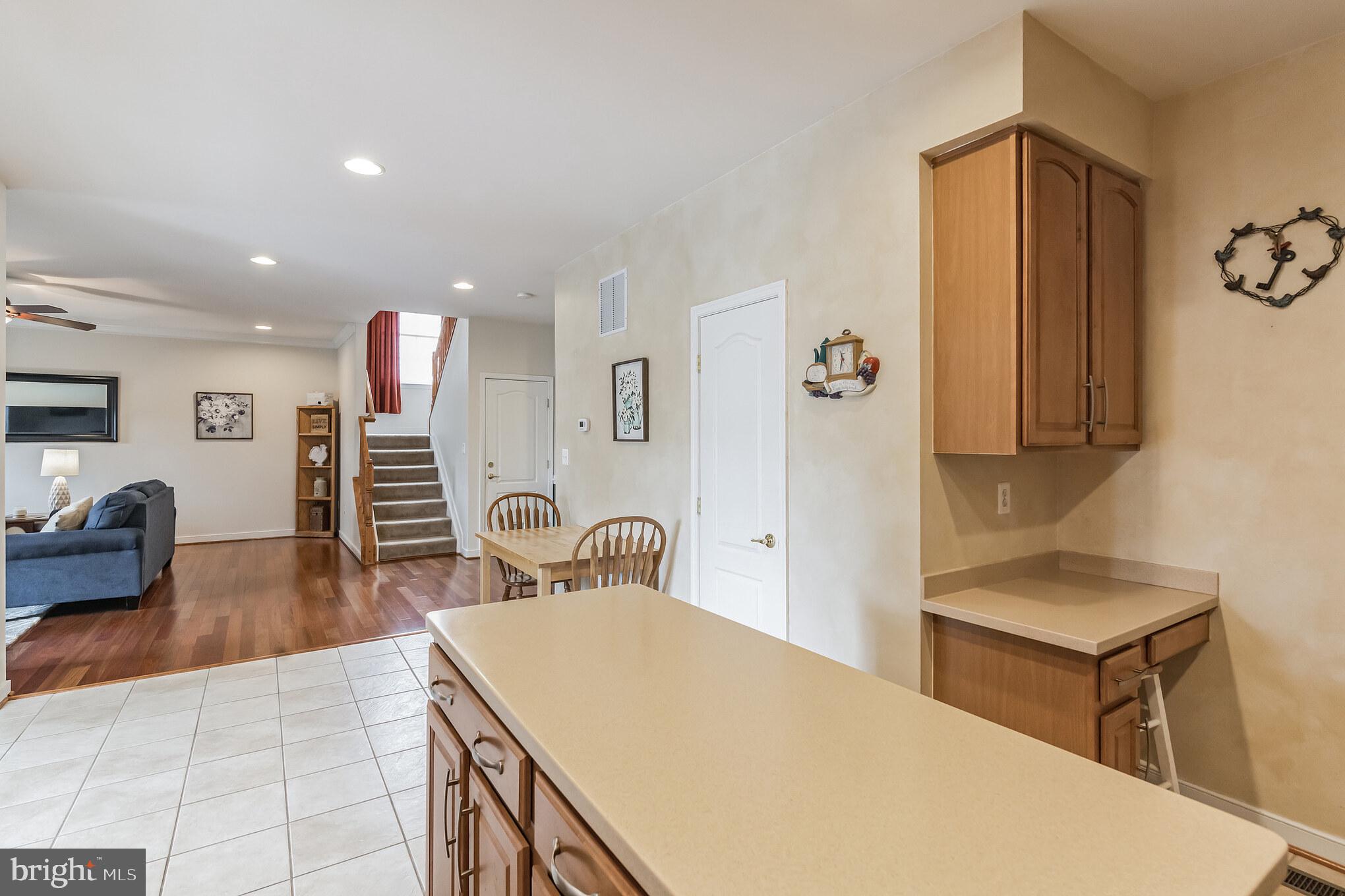 DALE CITY - Residential