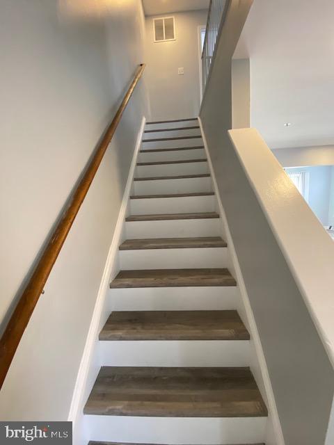 MAPLE SHADE - Residential Lease