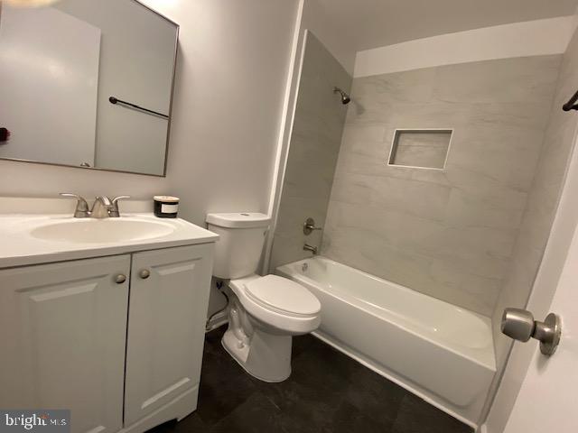 MAPLE SHADE - Residential Lease