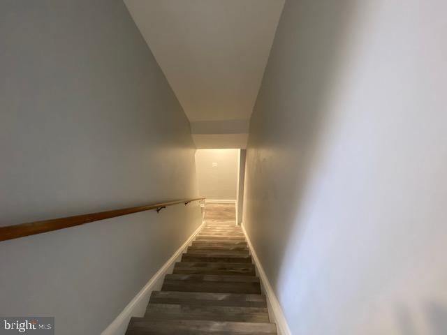 MAPLE SHADE - Residential Lease