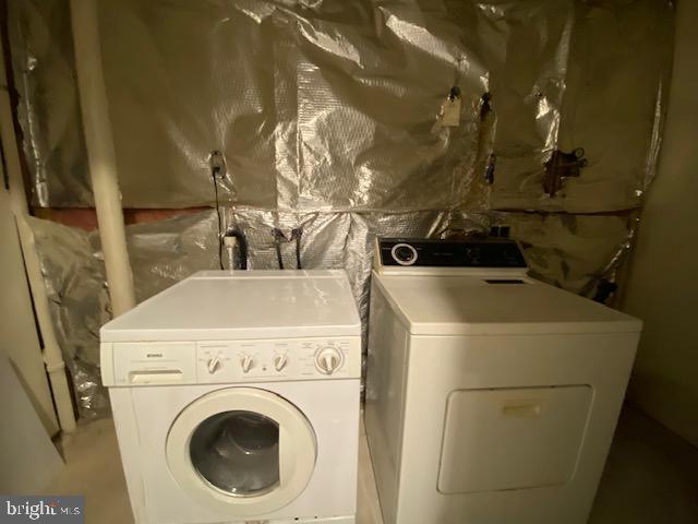 MAPLE SHADE - Residential Lease