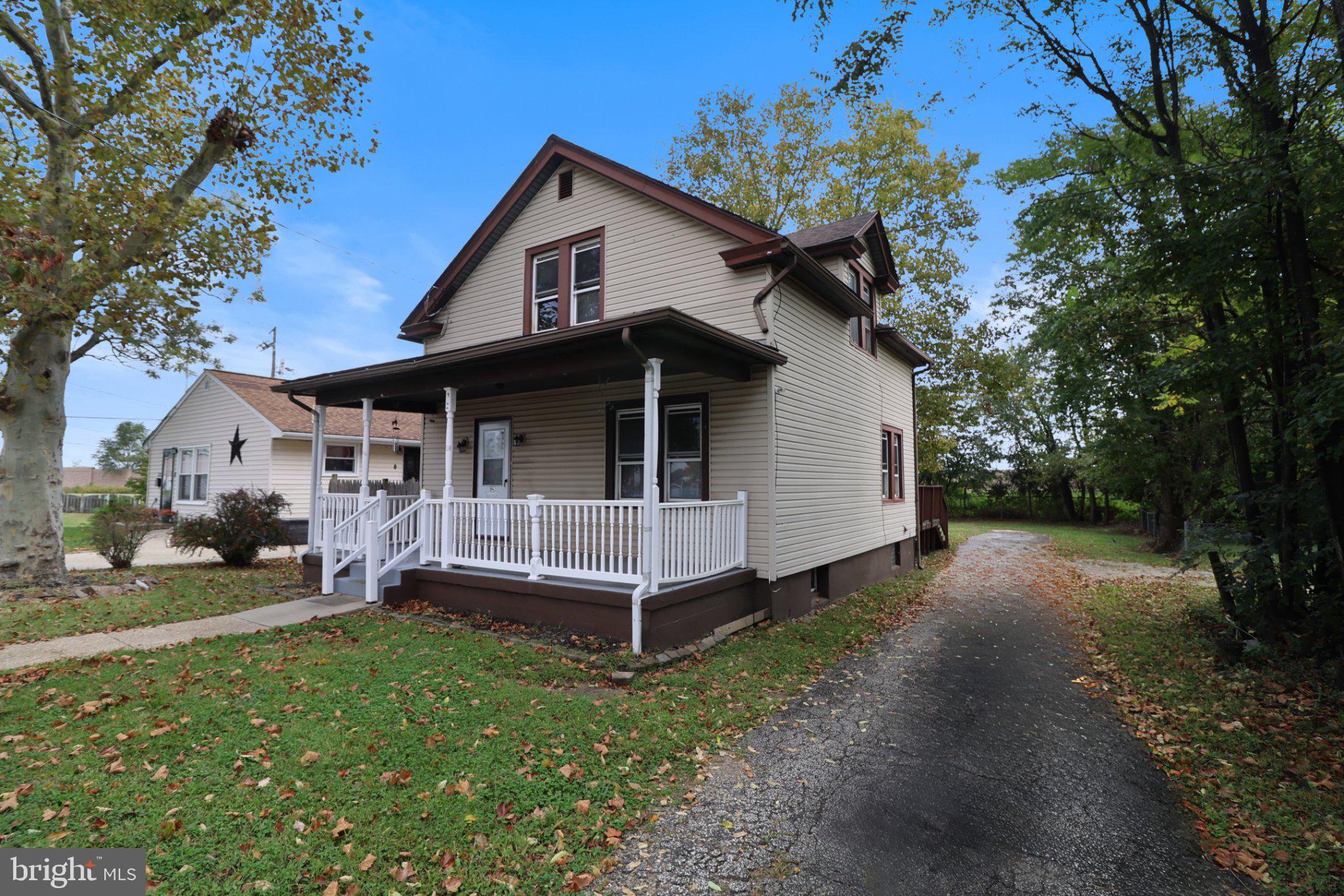 329 MANTUA AVENUE