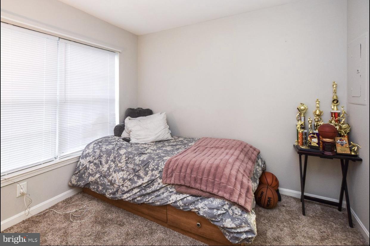 VISTAS AT LAKE ARBOR - Residential