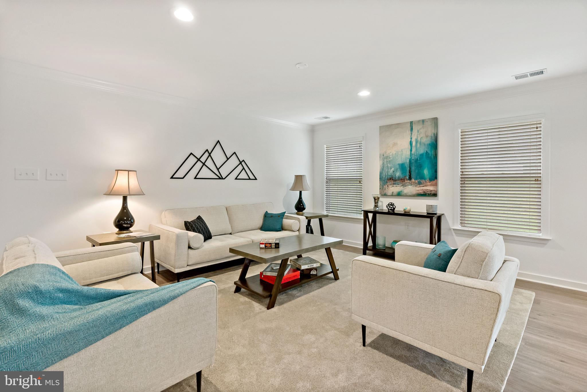 CARDINAL POINTE - Residential