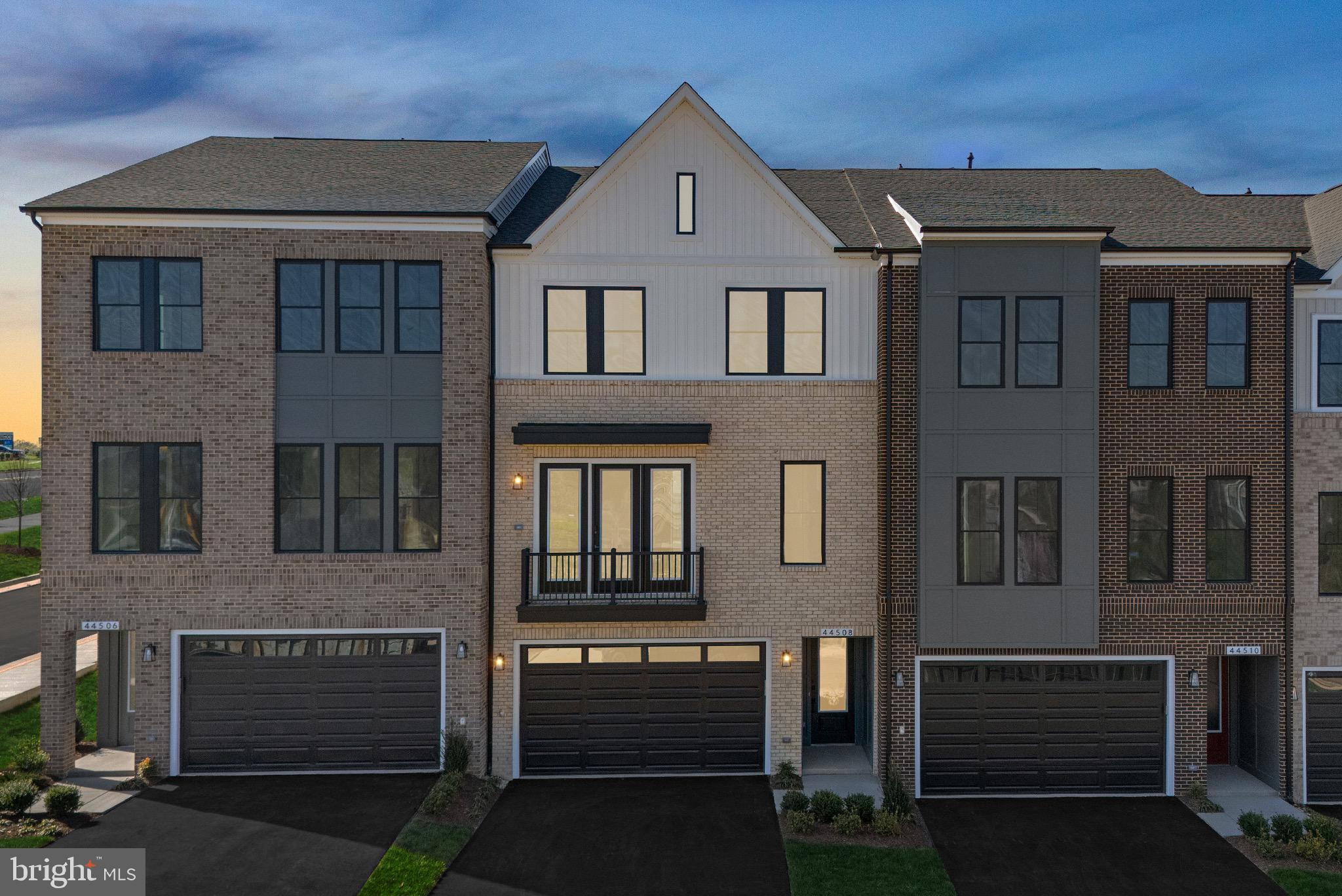 LEXINGTON 7 - Residential