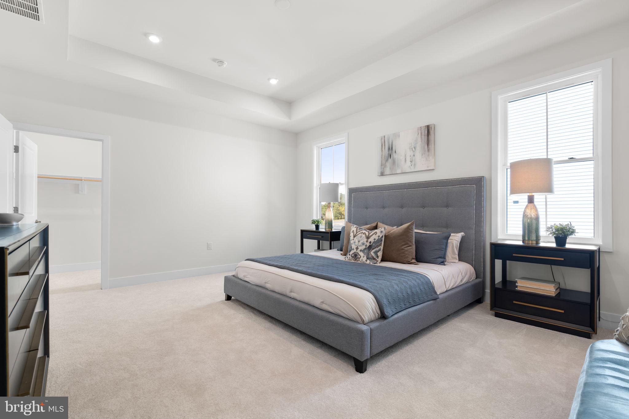 LEXINGTON 7 - Residential