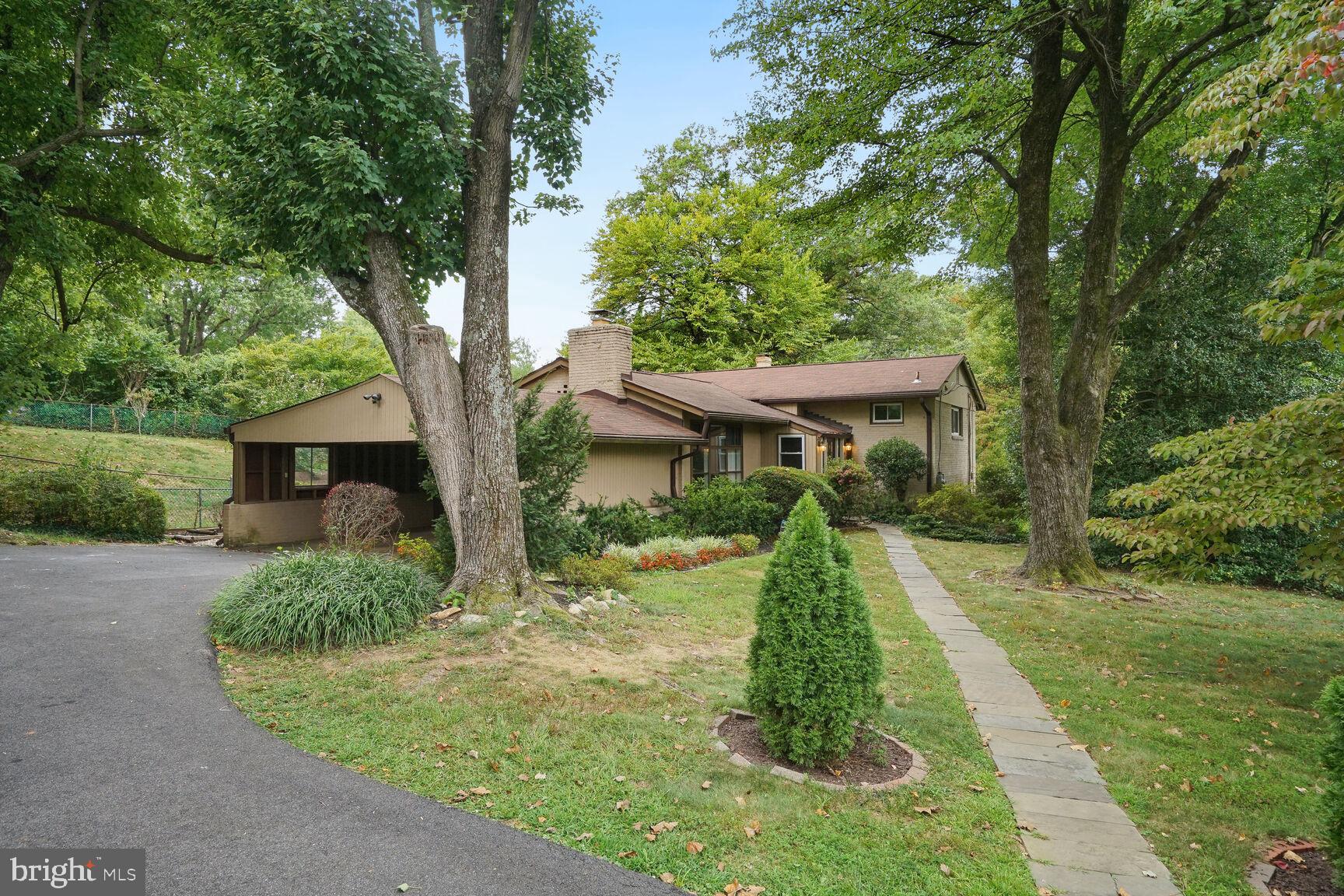 VALLEY BROOK - Residential