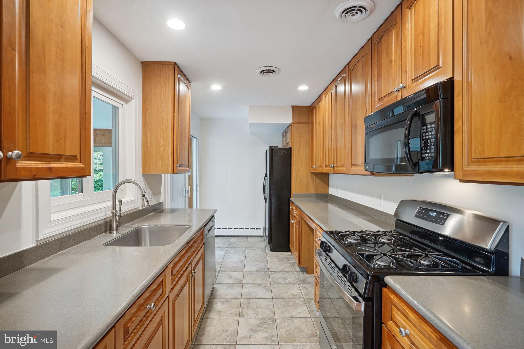 VALLEY BROOK - Residential