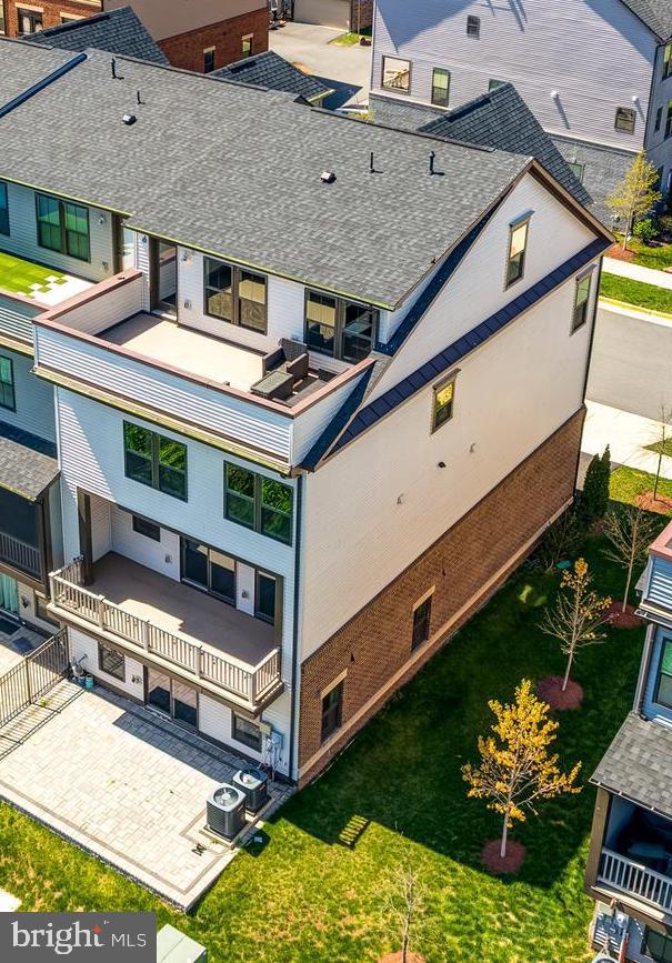 WESTMOORE AT MOOREFIELD - Residential Lease