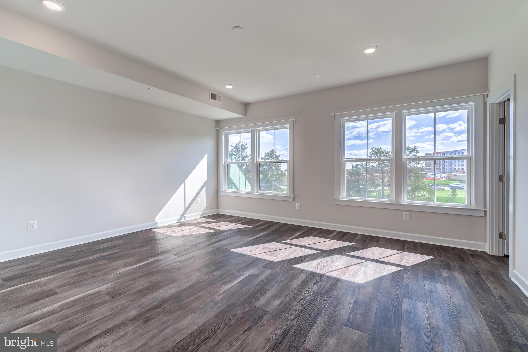 WESTMOORE AT MOOREFIELD - Residential Lease