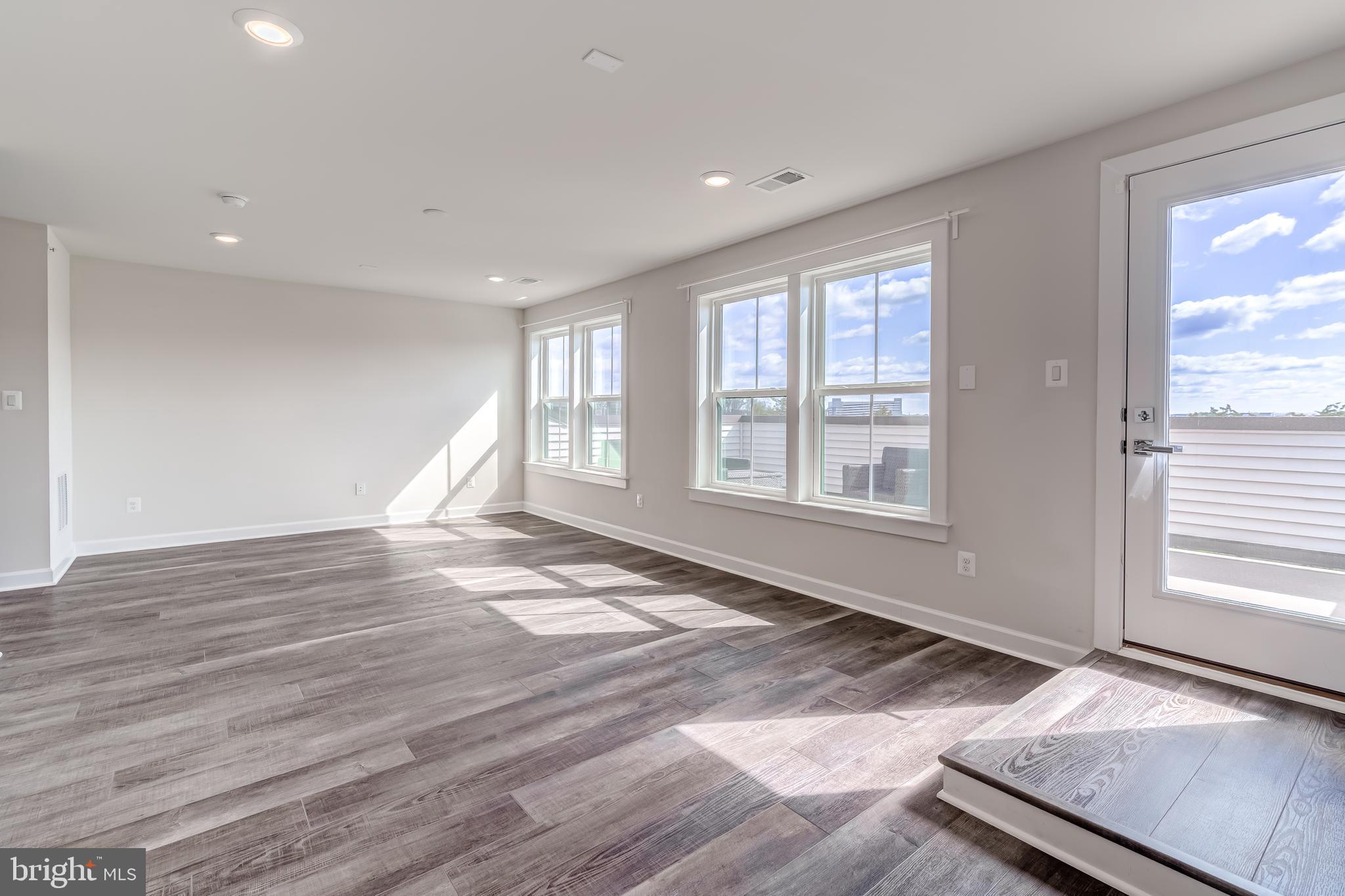 WESTMOORE AT MOOREFIELD - Residential Lease