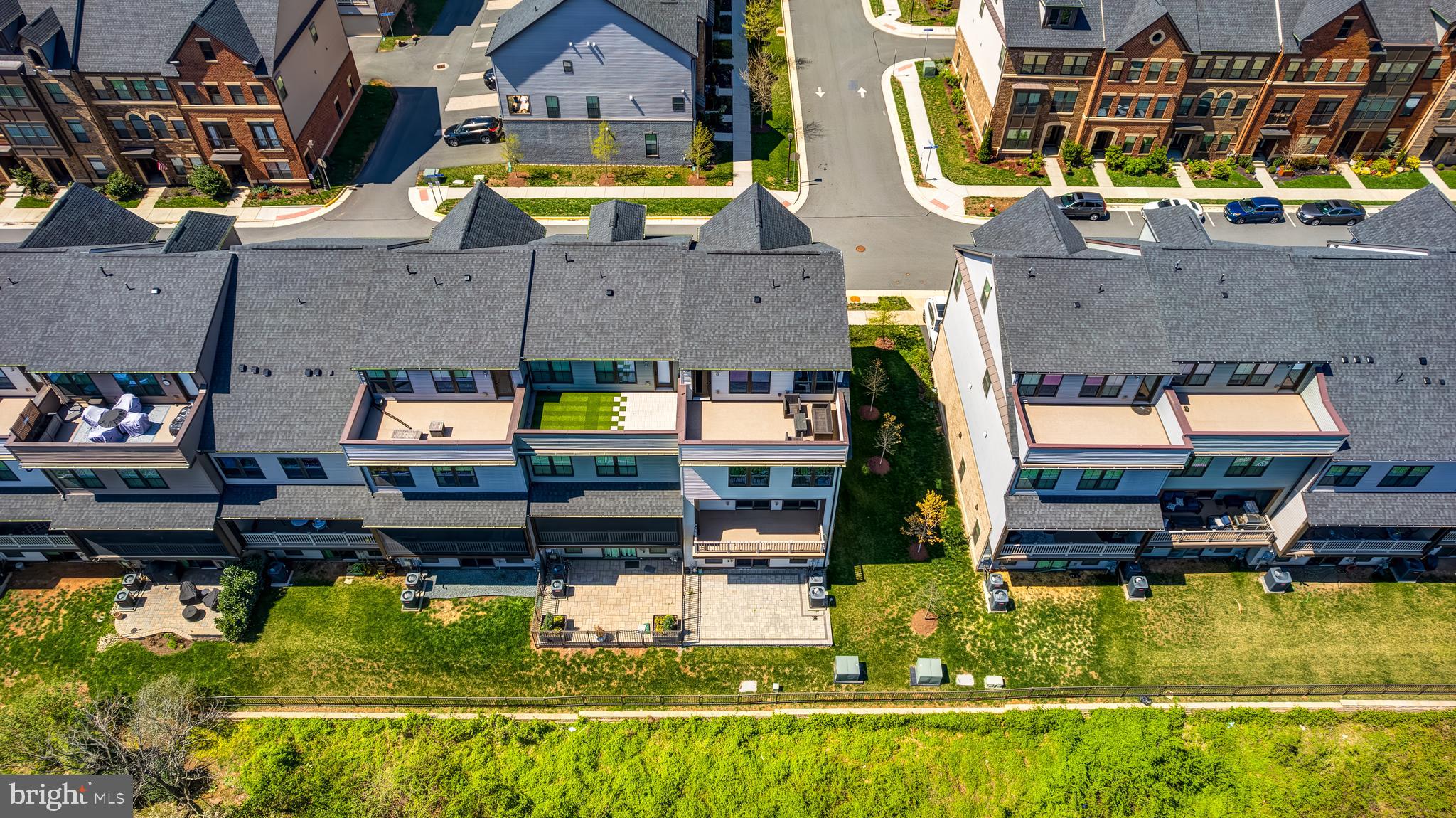 WESTMOORE AT MOOREFIELD - Residential Lease