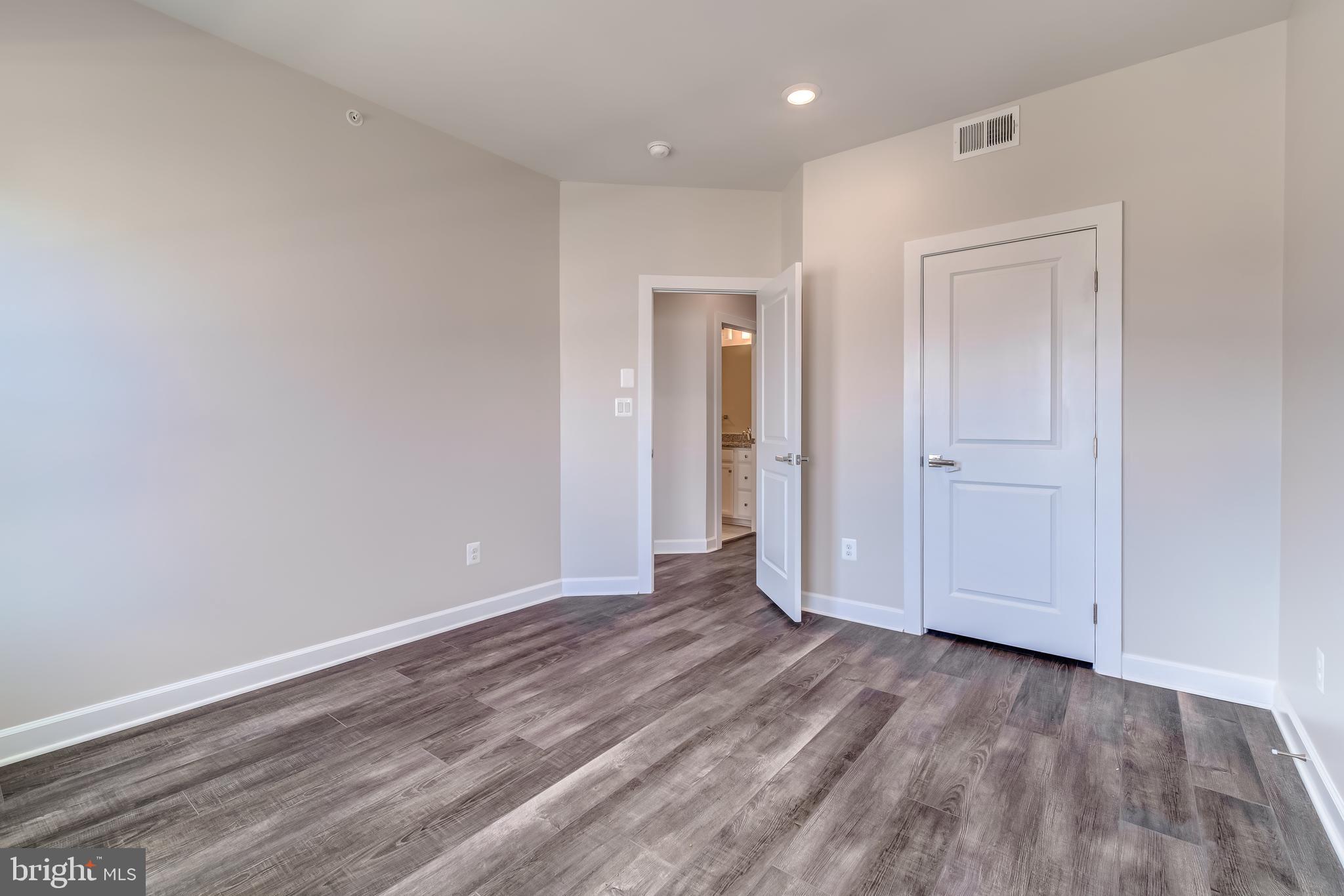 WESTMOORE AT MOOREFIELD - Residential Lease