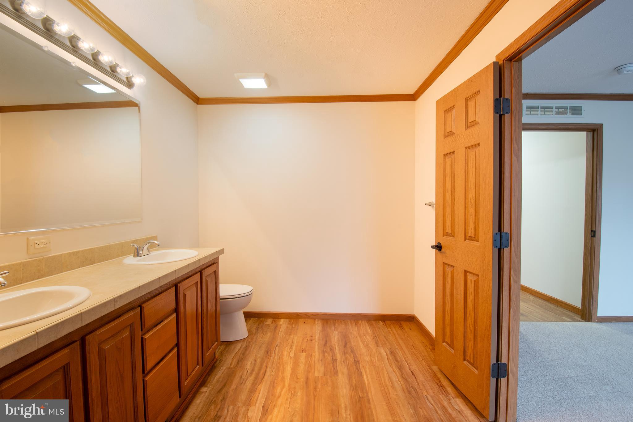 SOUTHERN MEADOW - Residential