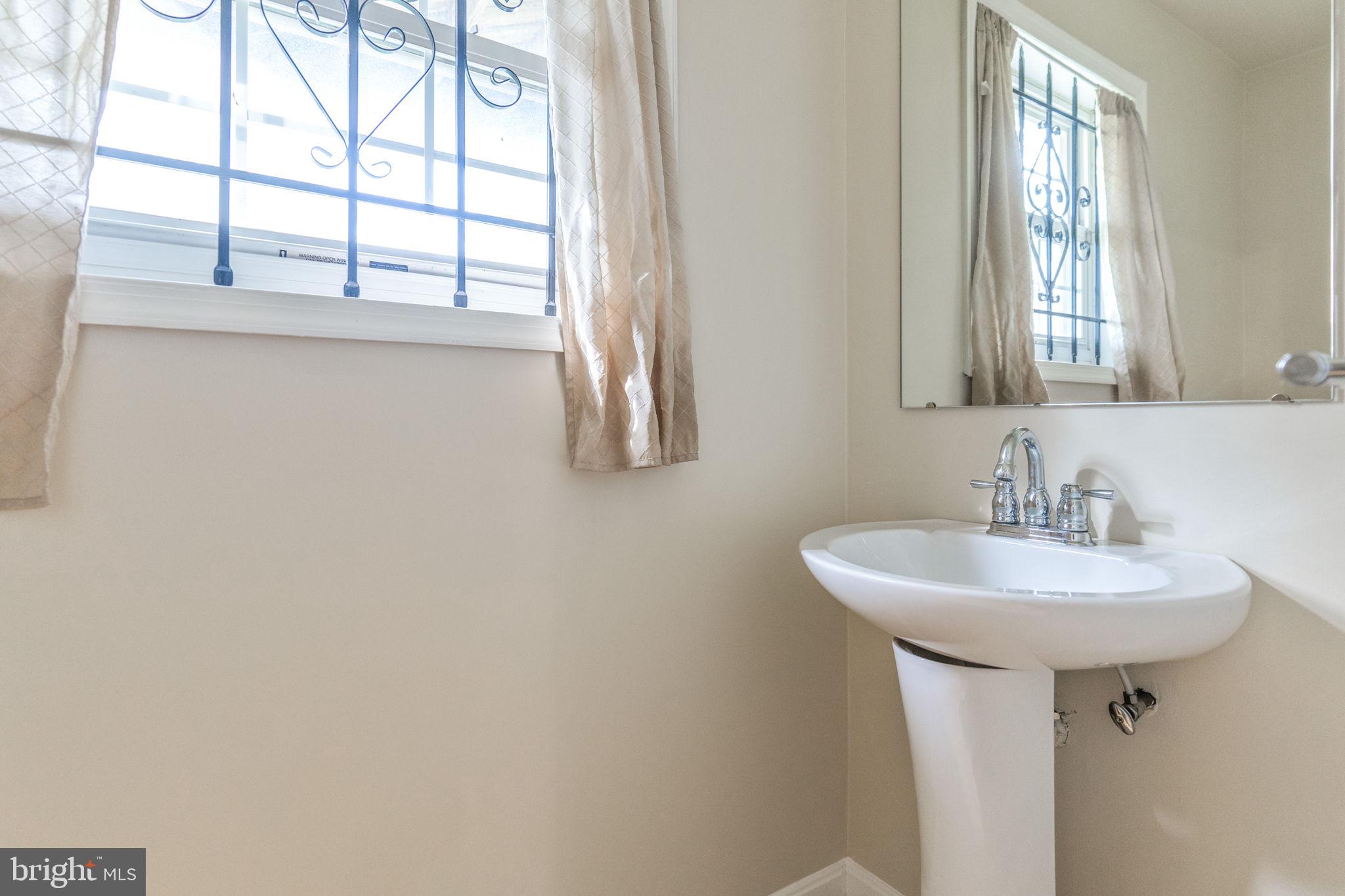 VILLAGES OF MARLBOROUGH - Residential Lease