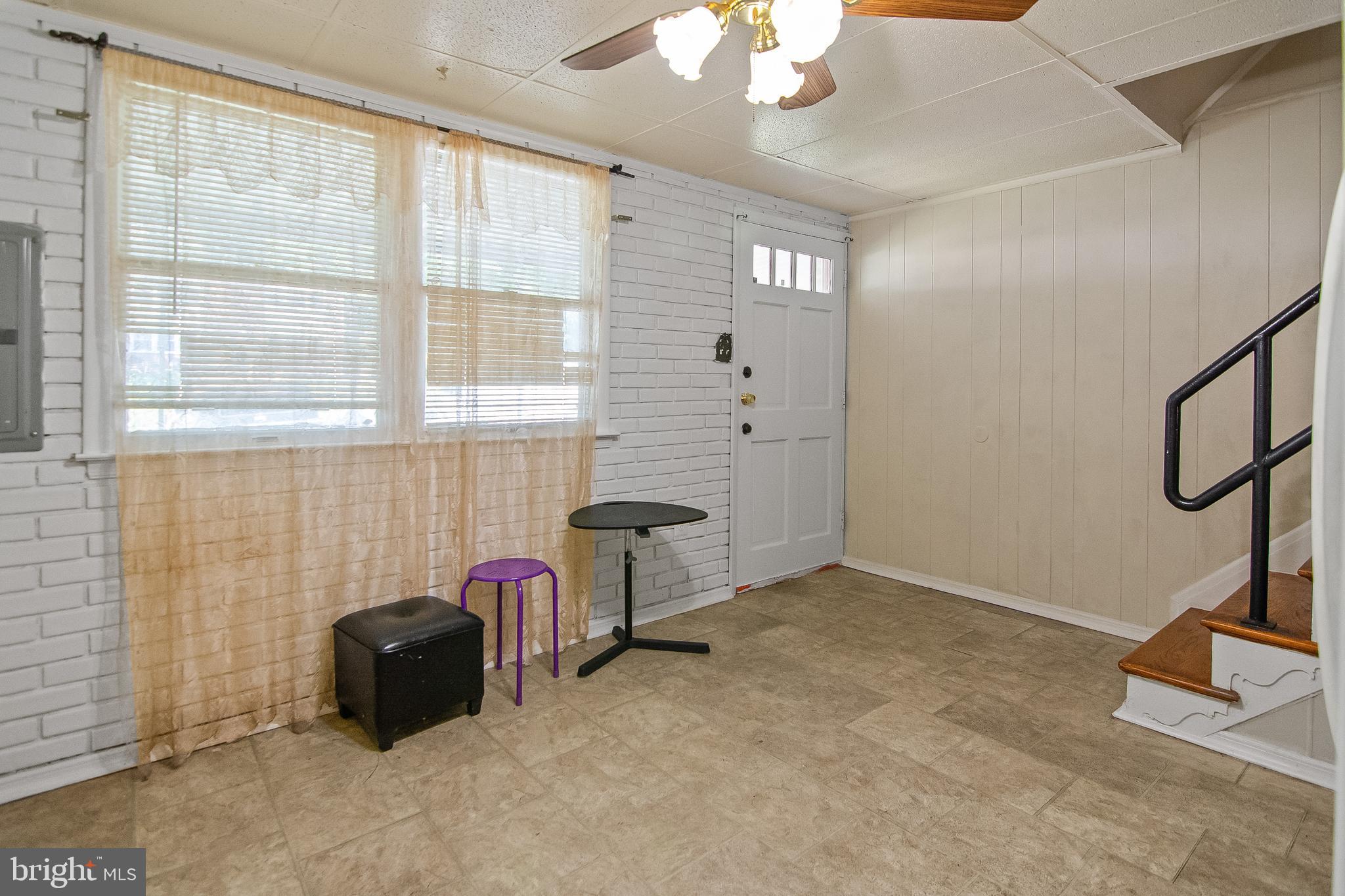 RIVERVIEW - Residential