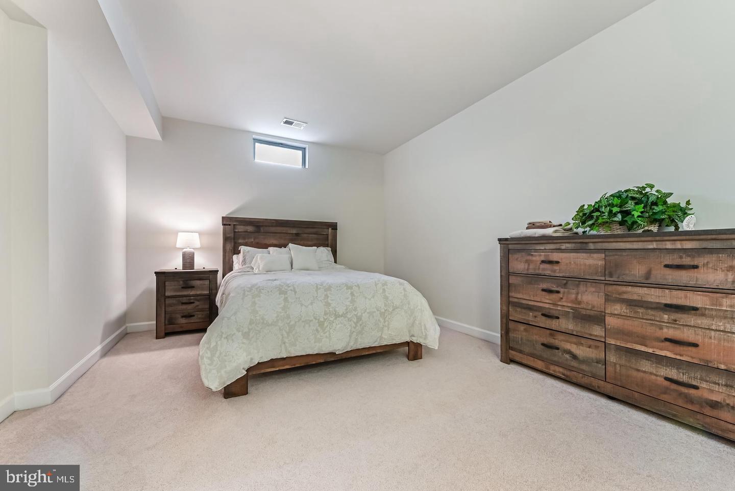 MONTICELLO - Residential Lease