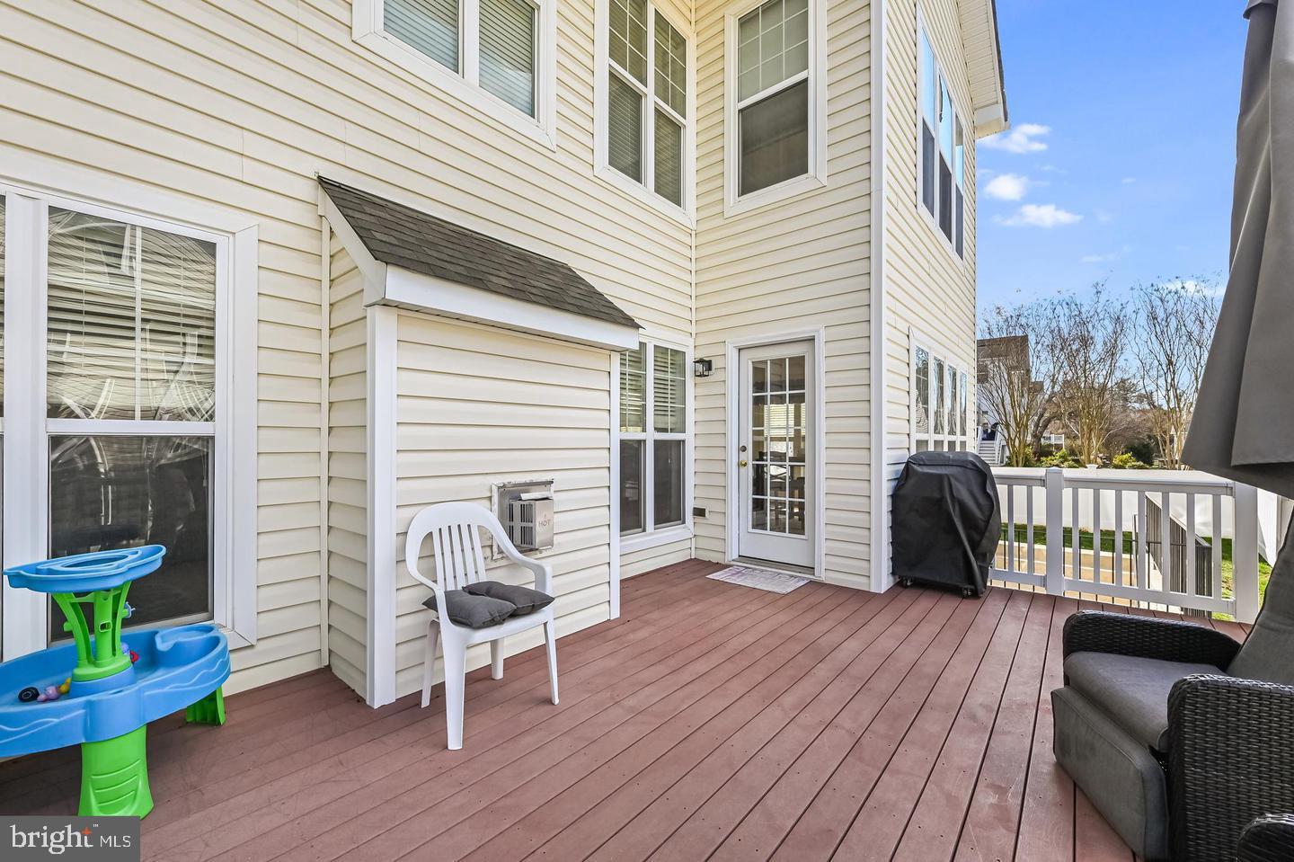 MONTICELLO - Residential Lease