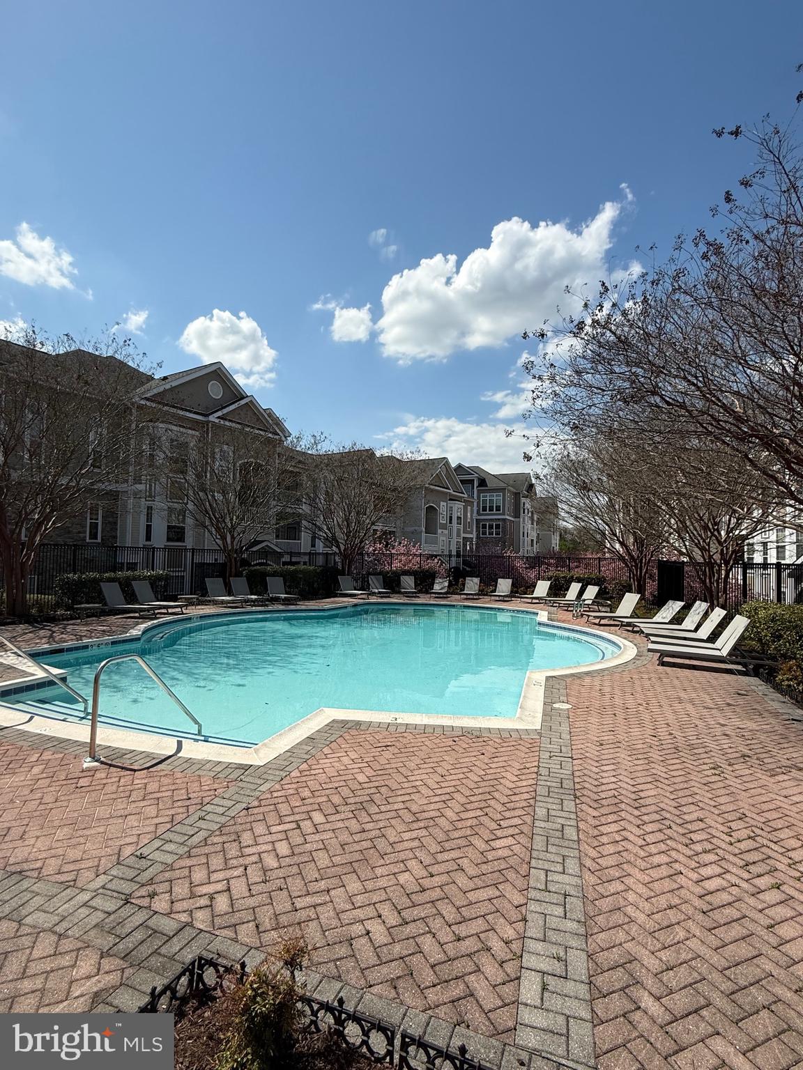 STRATFORD CLUB - Residential