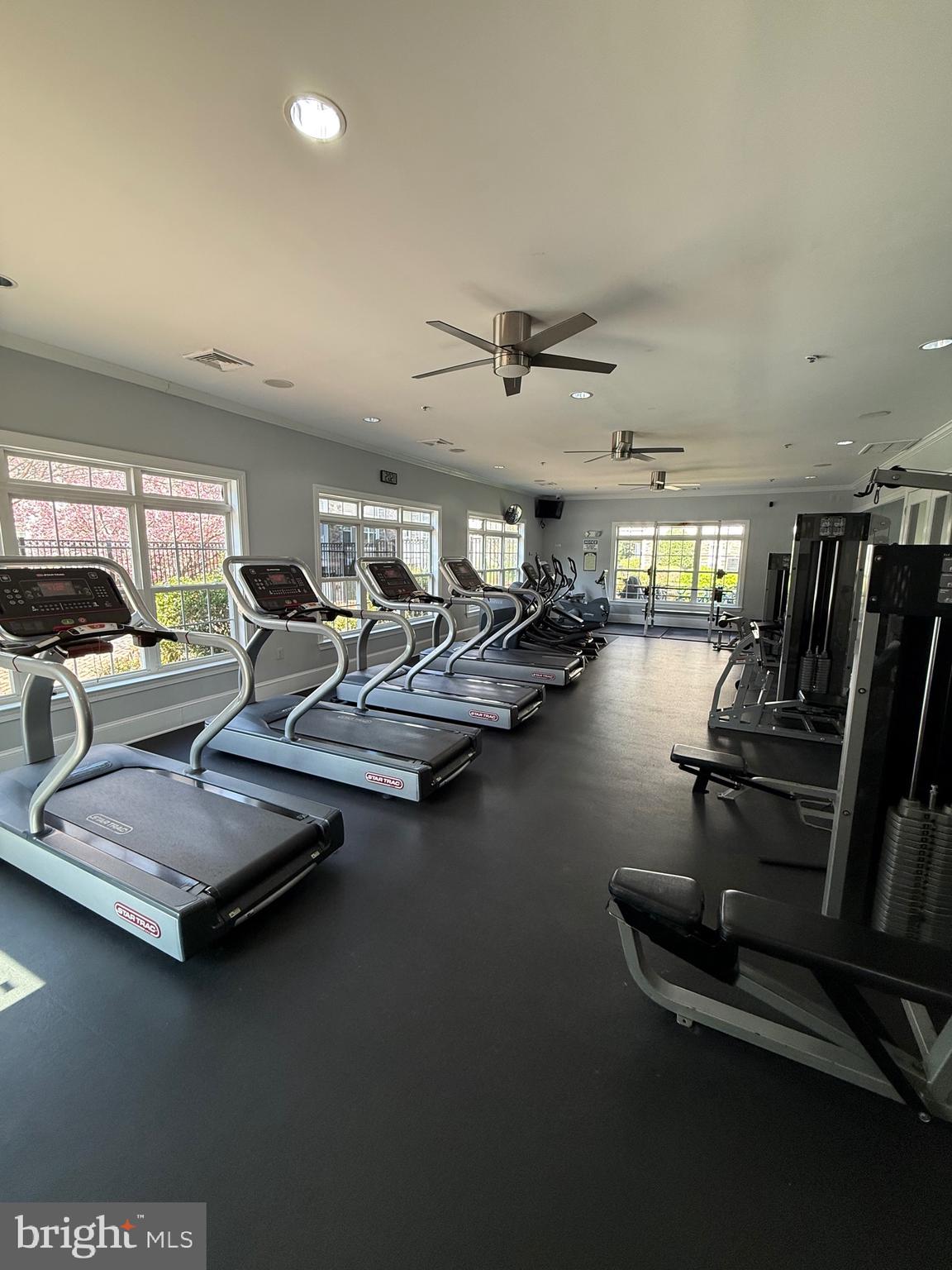 STRATFORD CLUB - Residential