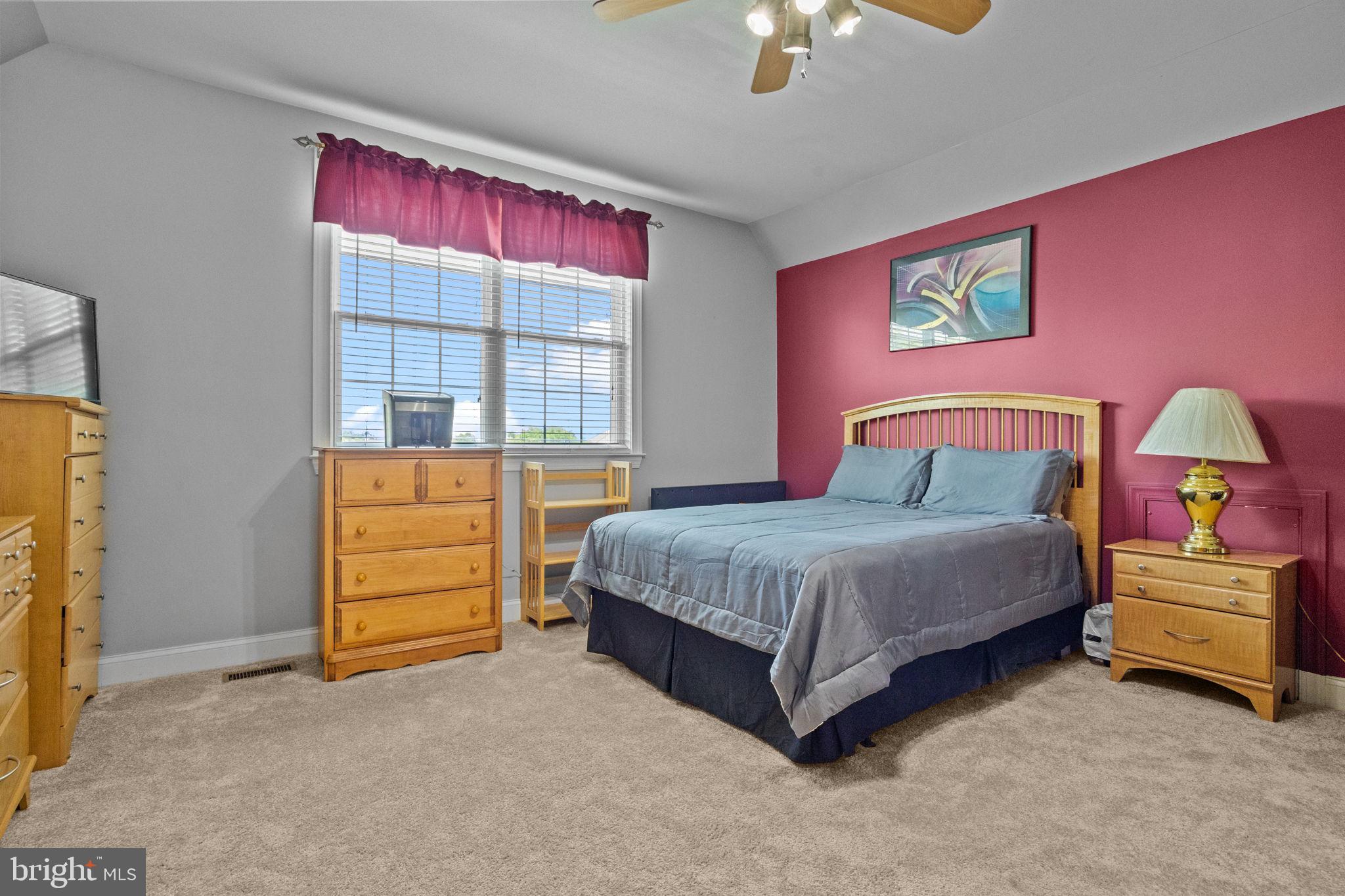 BELMONT RIDGE - Residential