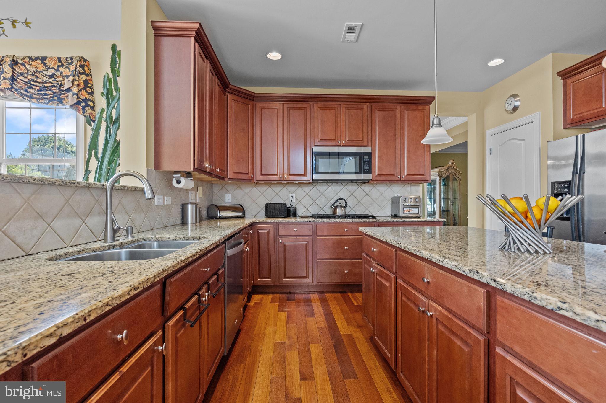 BELMONT RIDGE - Residential