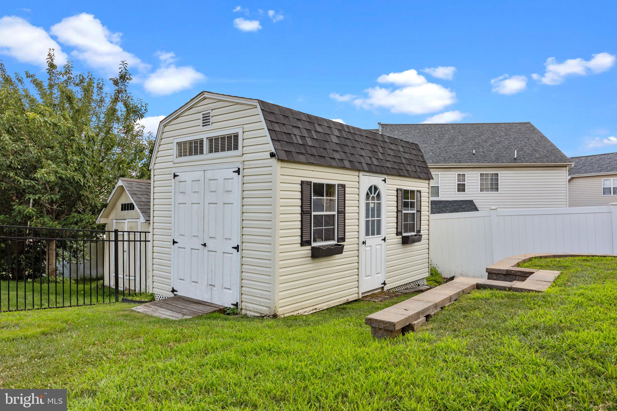 BELMONT RIDGE - Residential