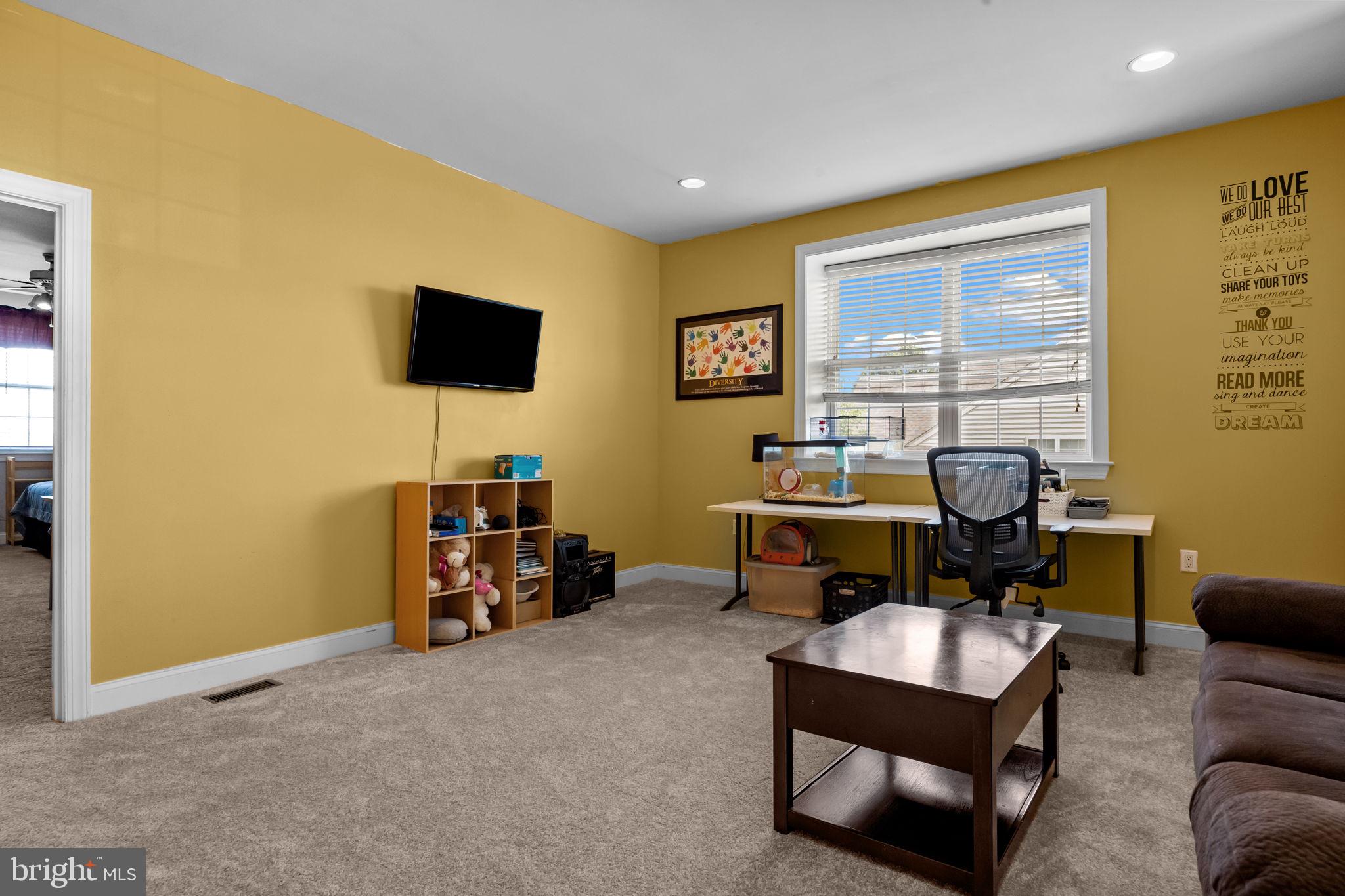 BELMONT RIDGE - Residential