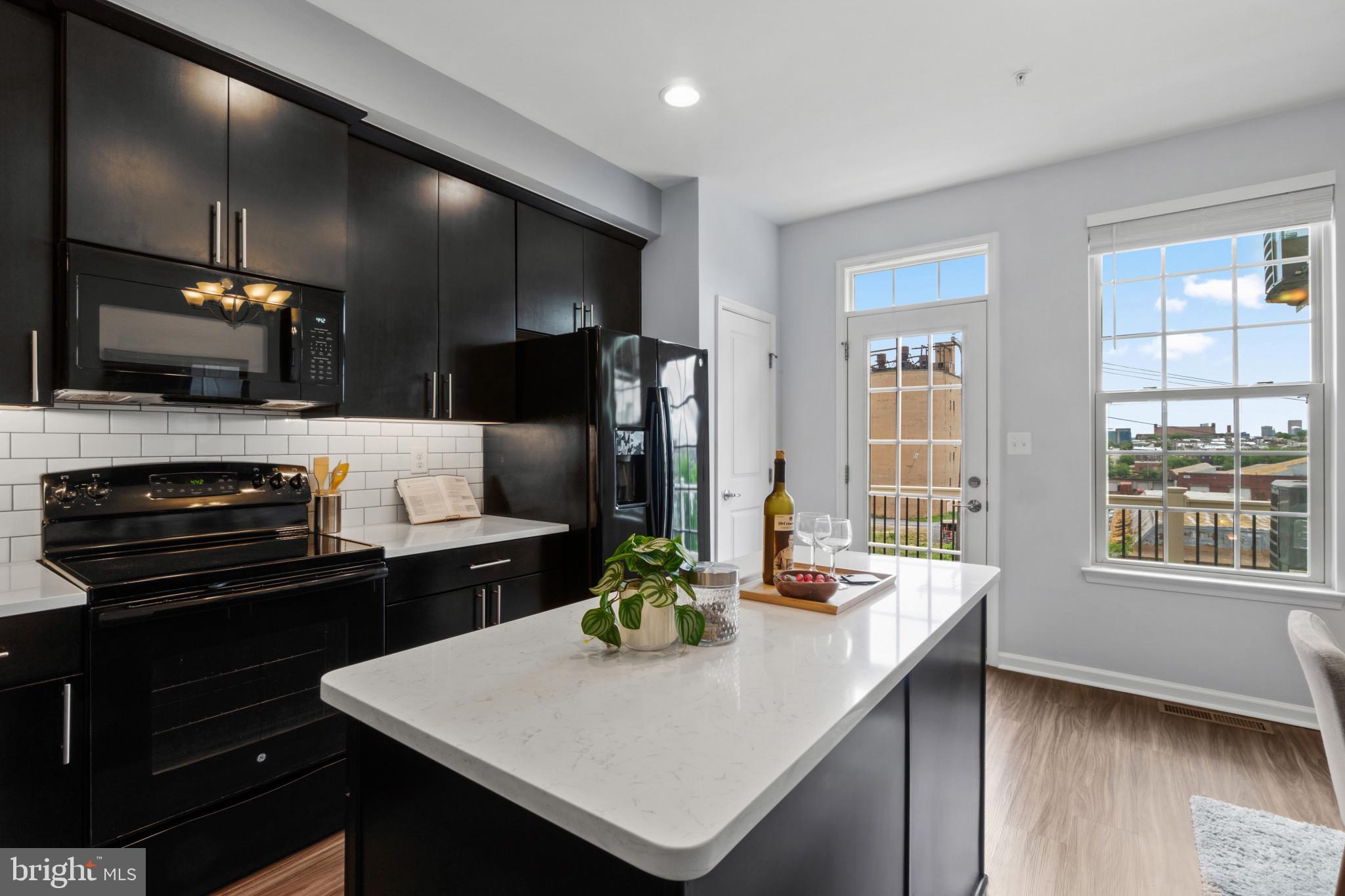 O'DONNELL SQUARE - Residential