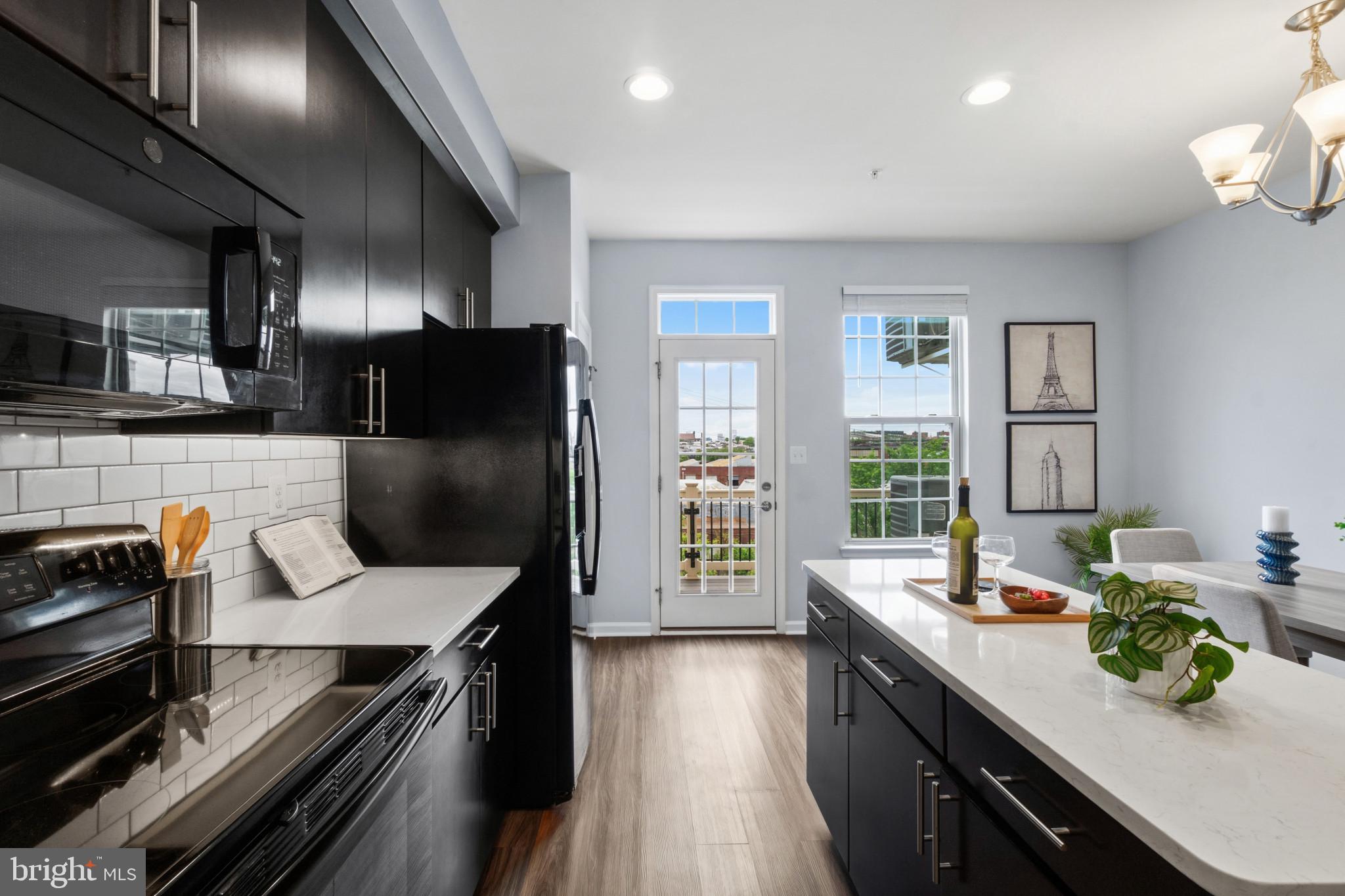 O'DONNELL SQUARE - Residential