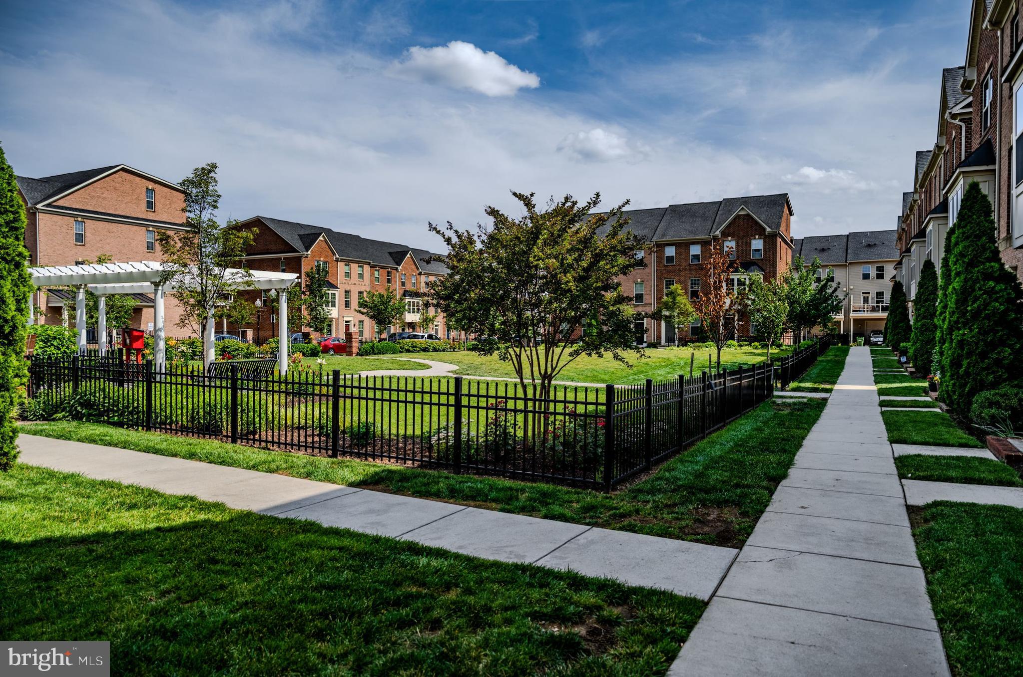 O'DONNELL SQUARE - Residential
