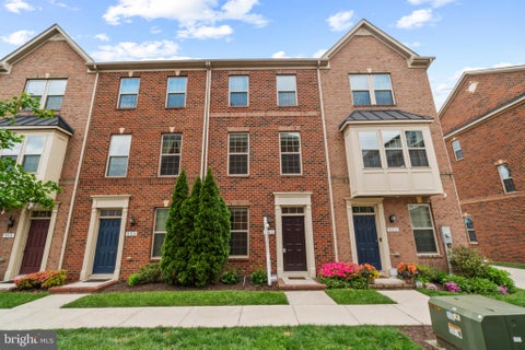 Townhouse For Sale - 902 S Macon Street<br/> BALTIMORE, MD 21224
