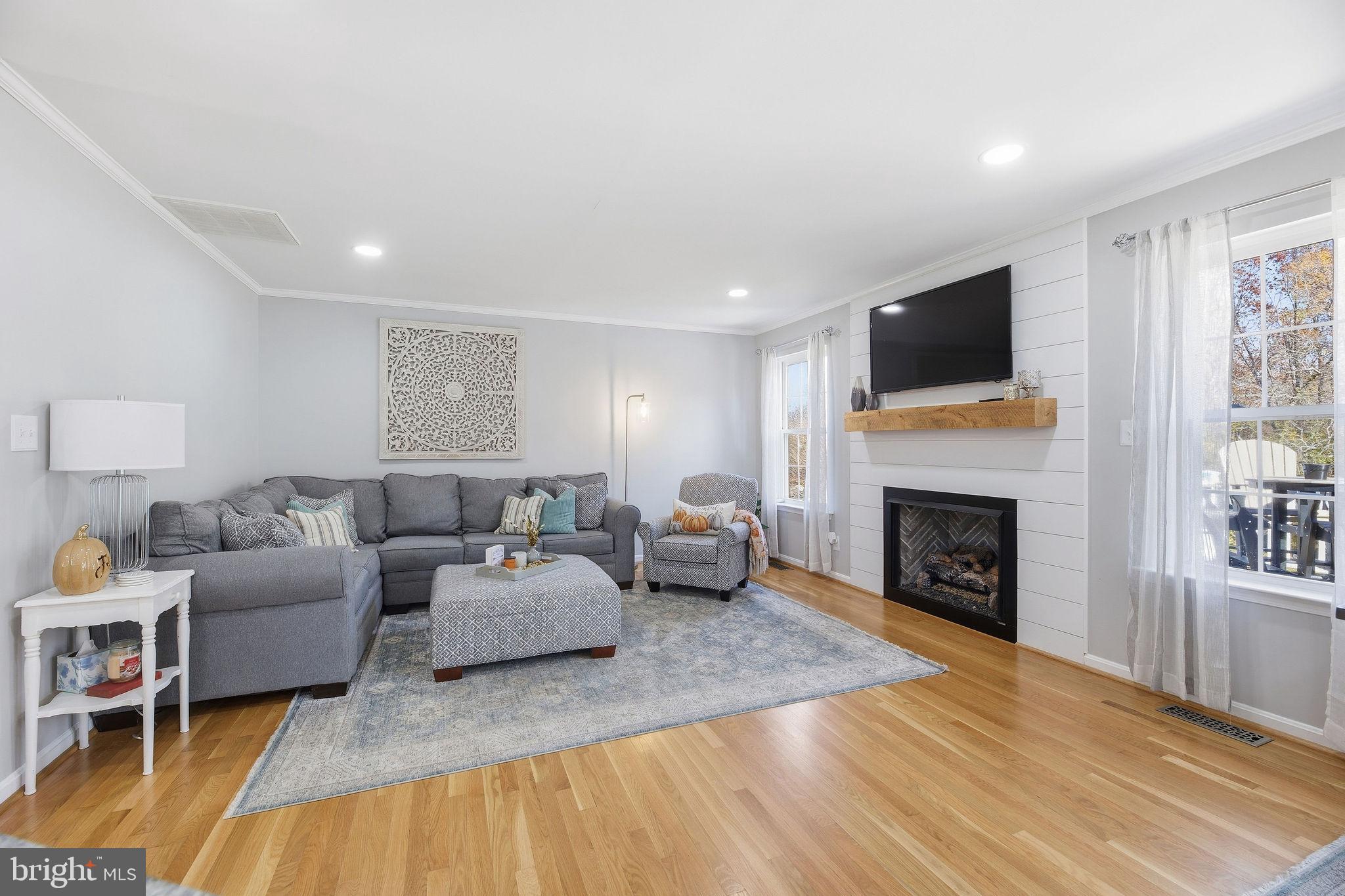 SCARBOROUGH FAIRE - Residential