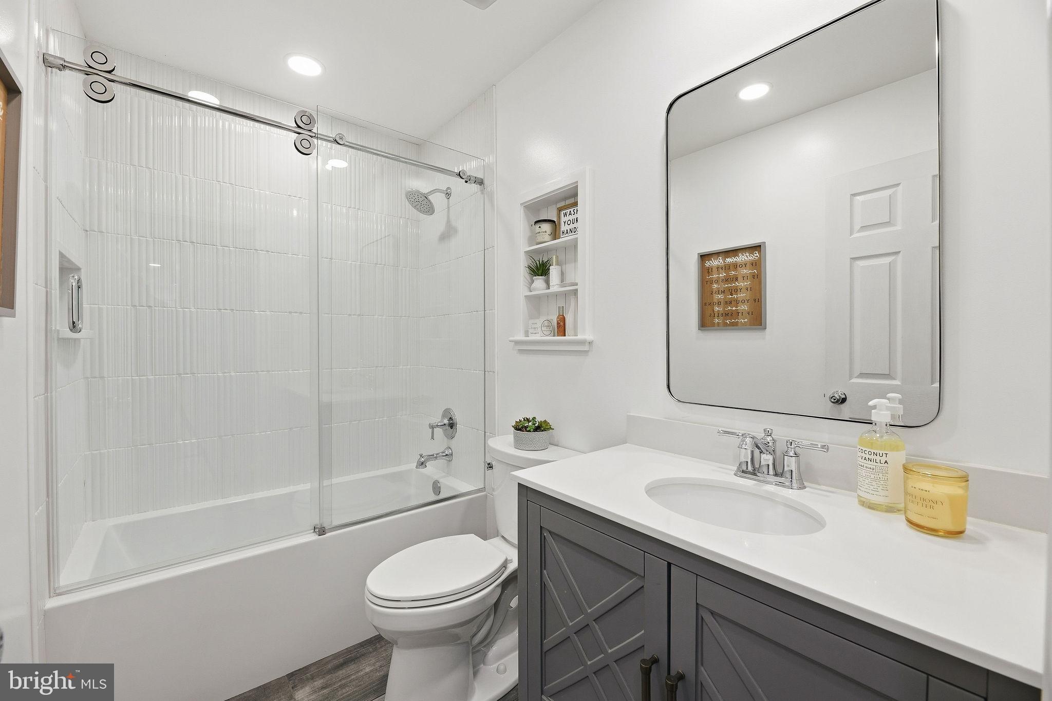 SCARBOROUGH FAIRE - Residential