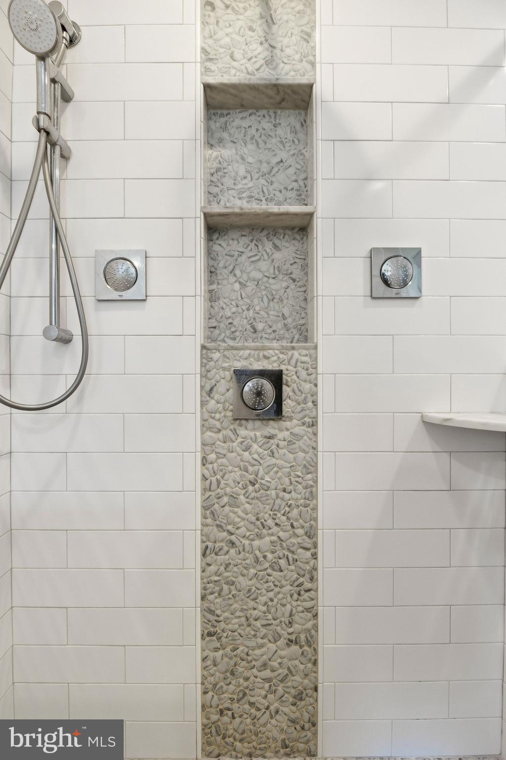 SCARBOROUGH FAIRE - Residential