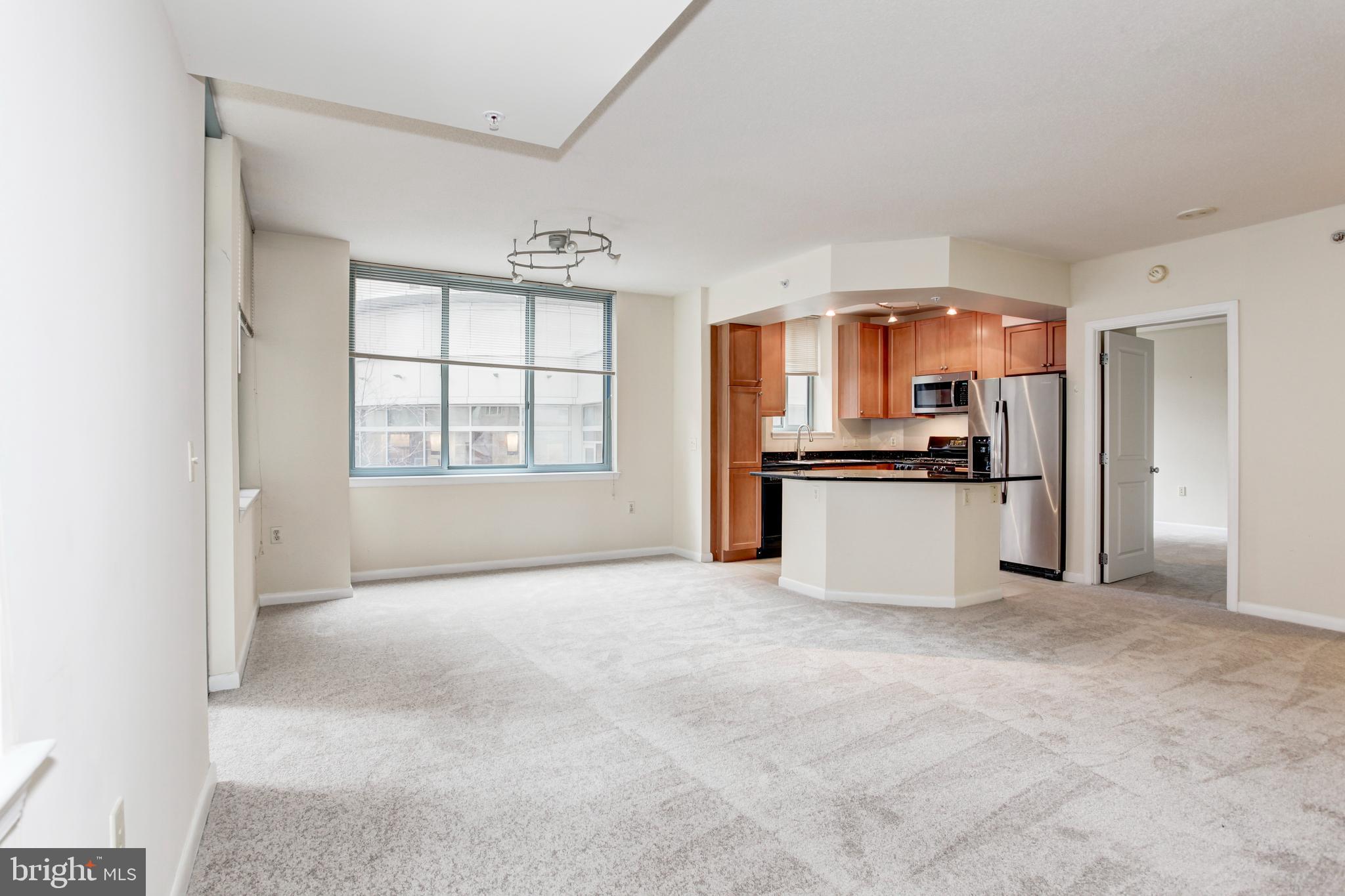 CONTINENTAL - Residential Lease