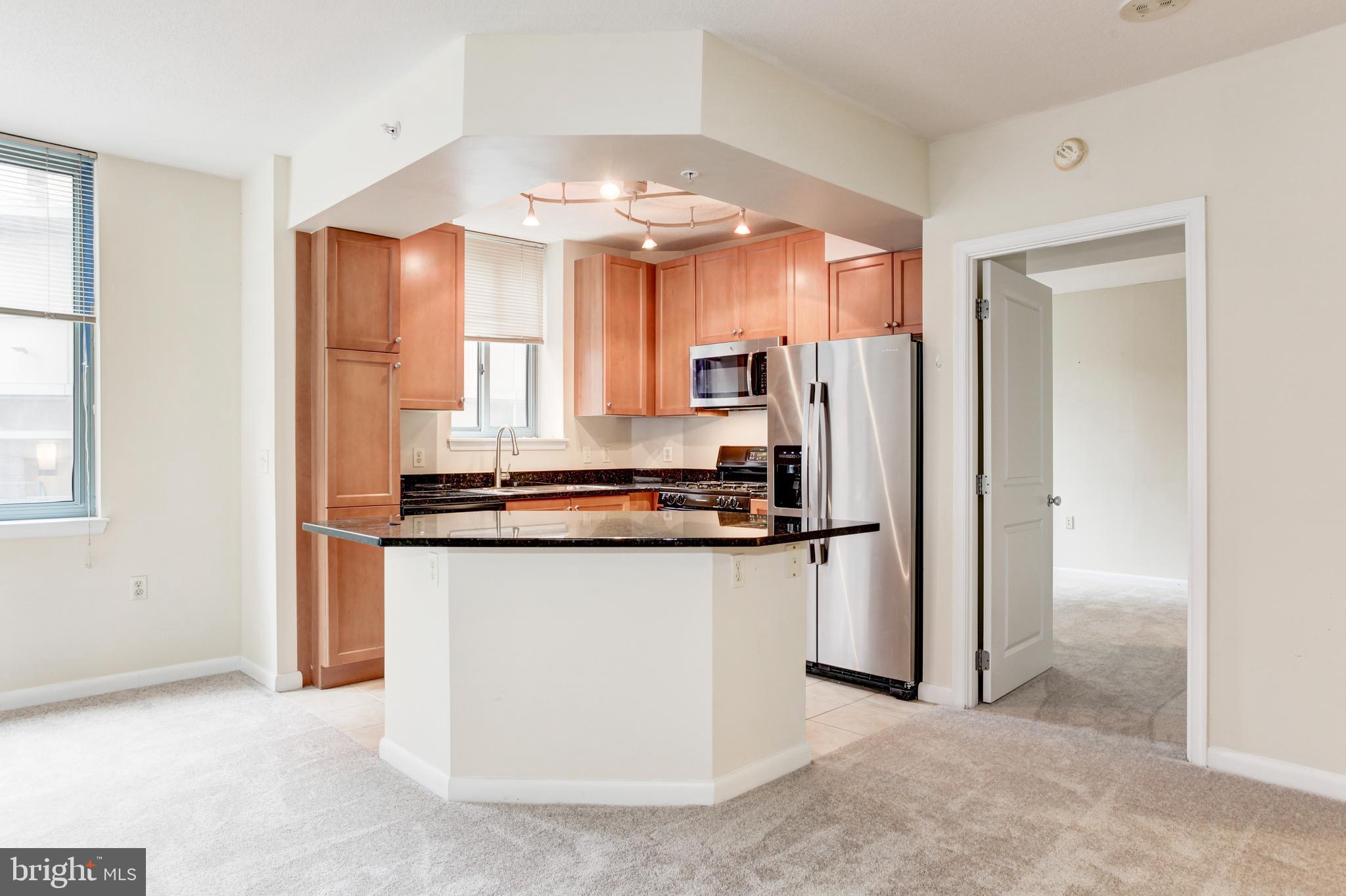 CONTINENTAL - Residential Lease