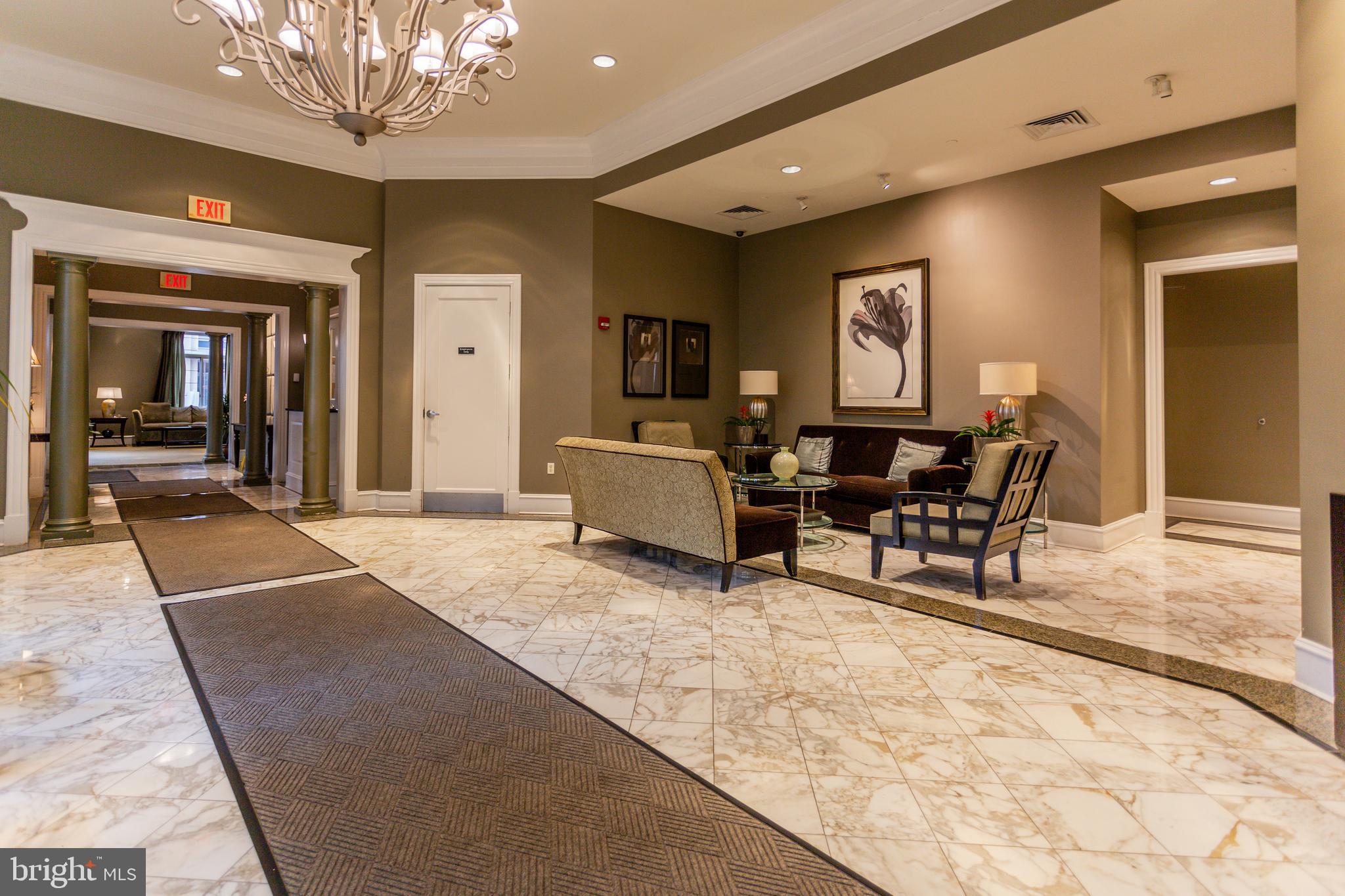 CONTINENTAL - Residential Lease