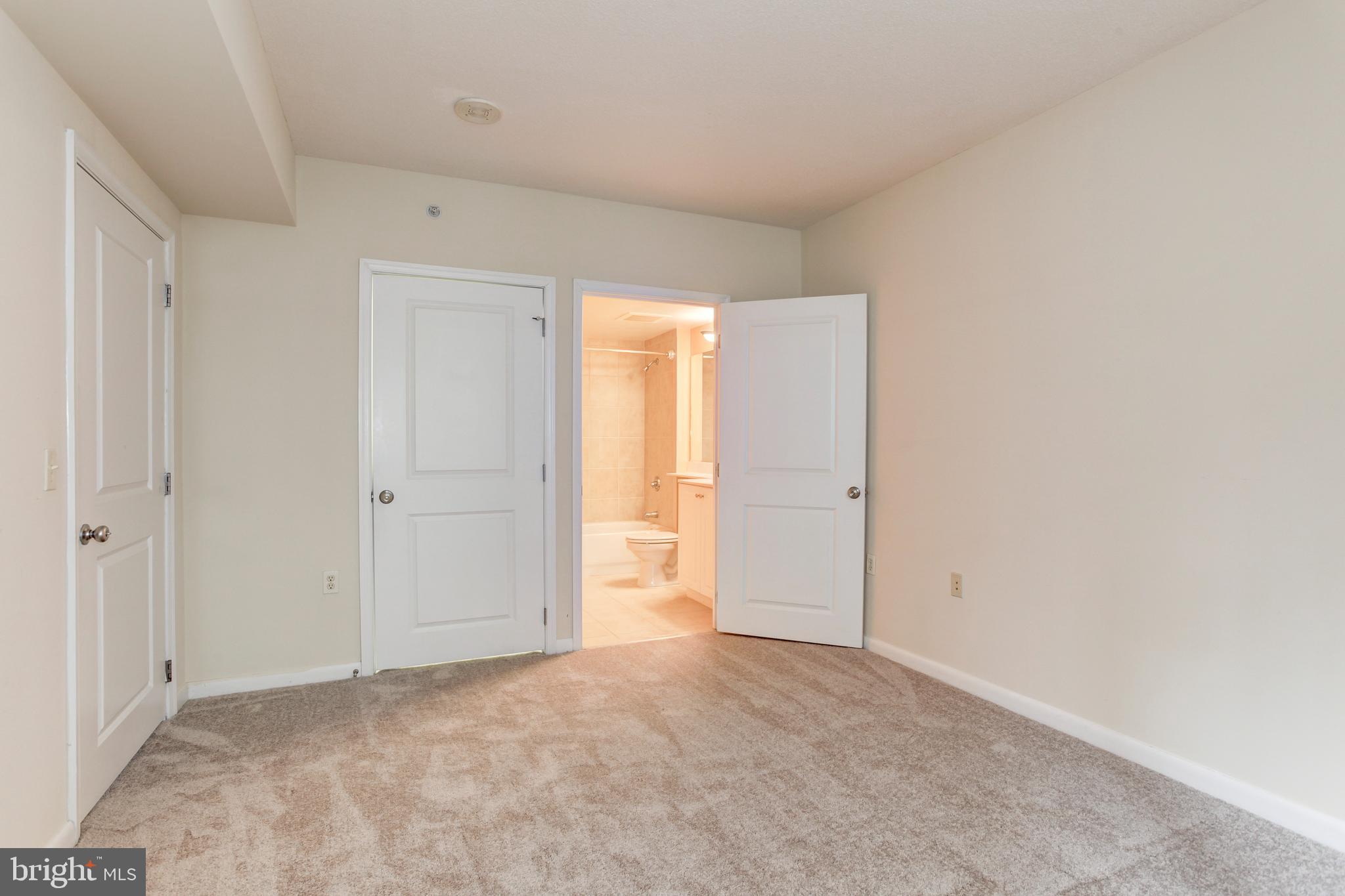 CONTINENTAL - Residential Lease