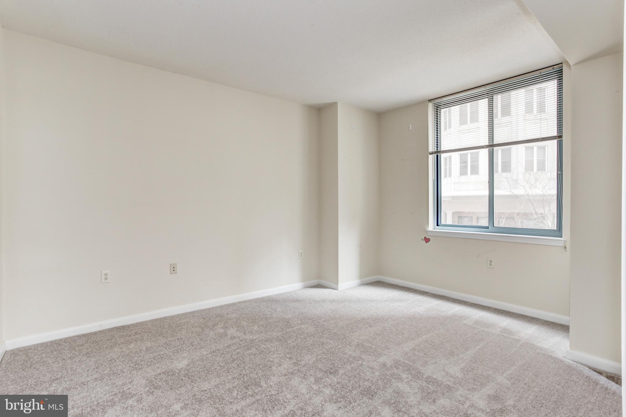 CONTINENTAL - Residential Lease