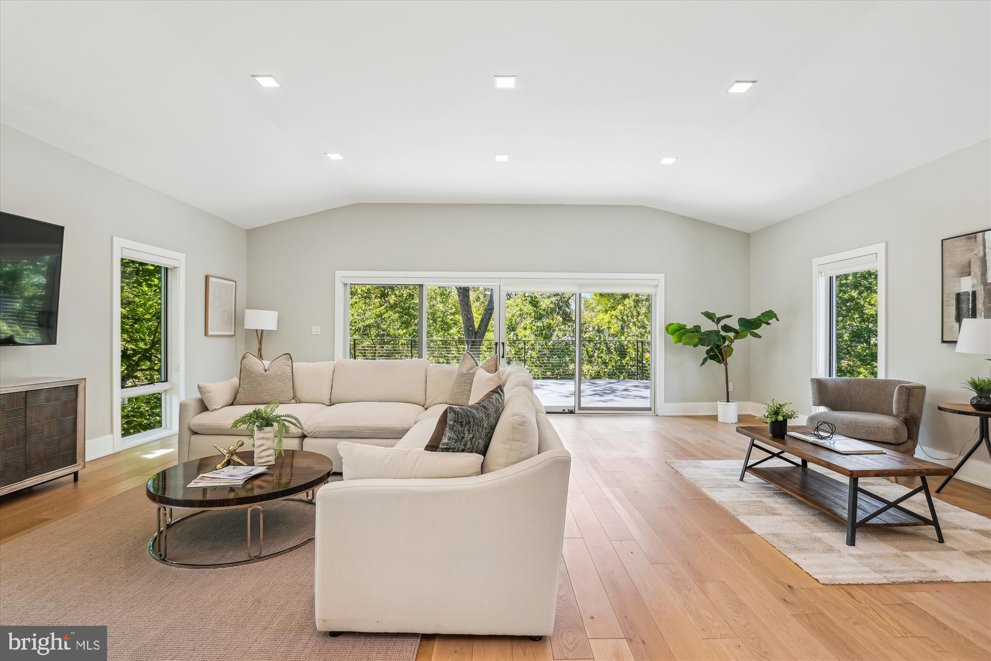 CHEVY CHASE - Residential Lease