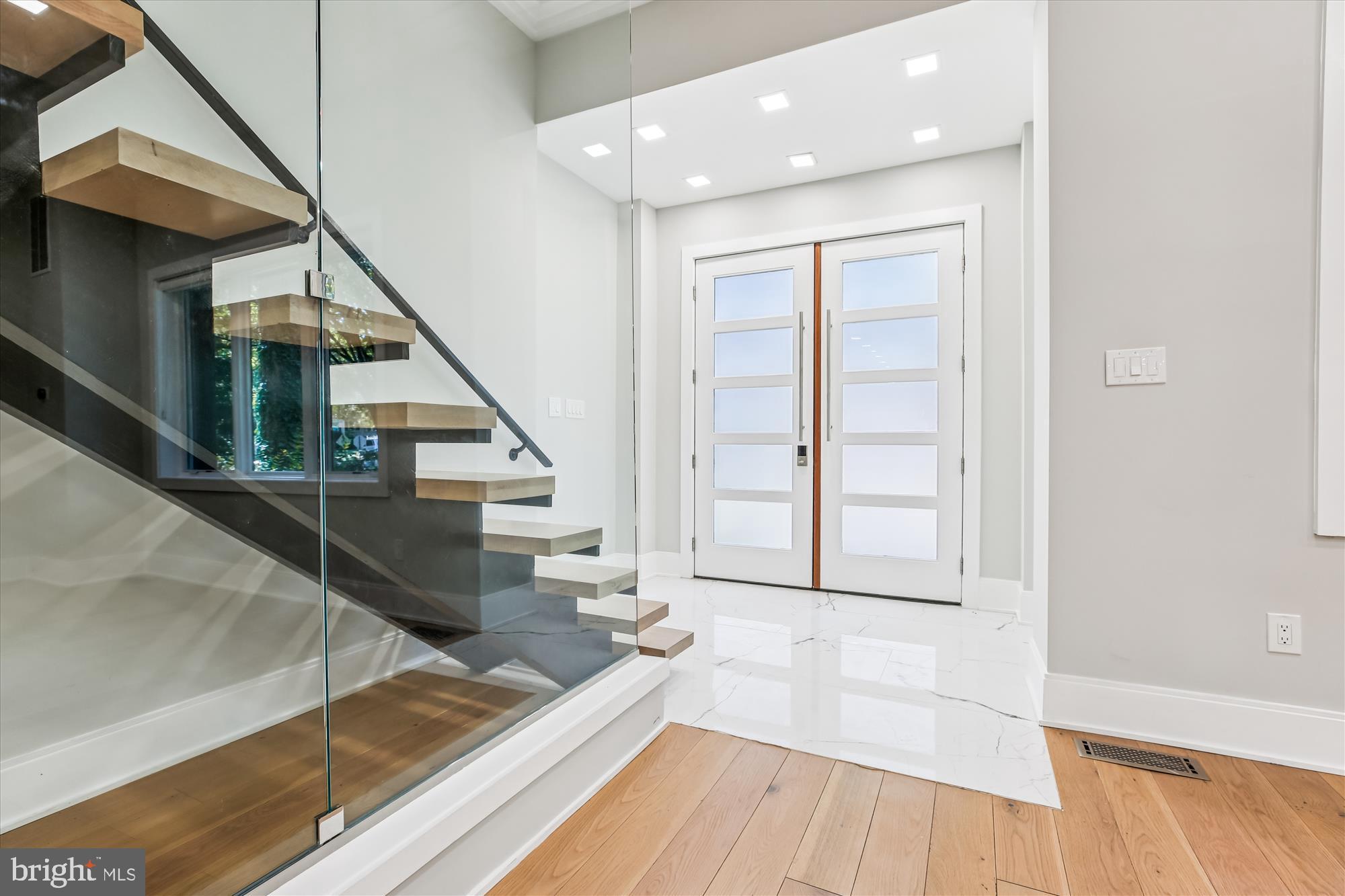 CHEVY CHASE - Residential Lease