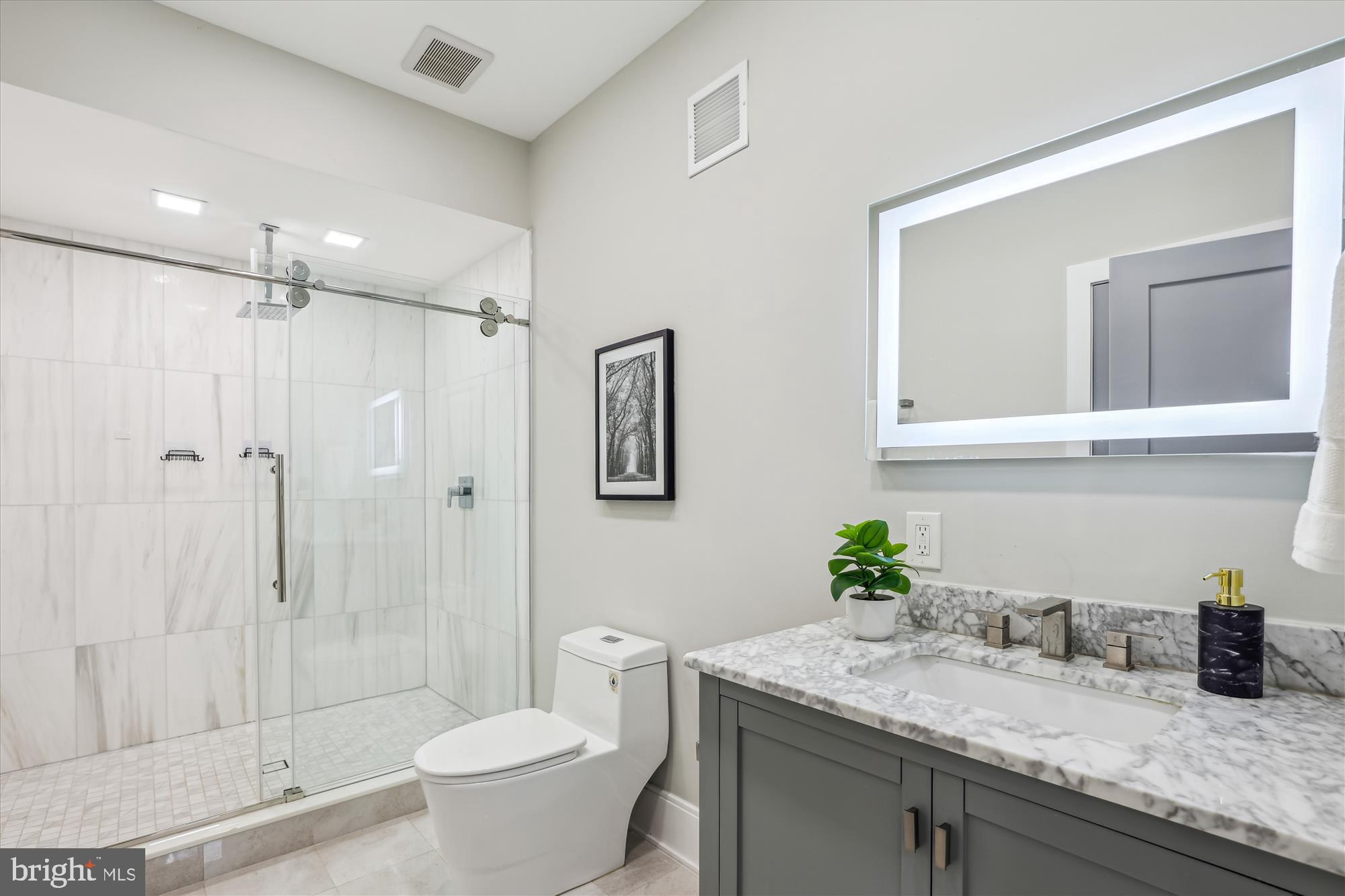 CHEVY CHASE - Residential Lease