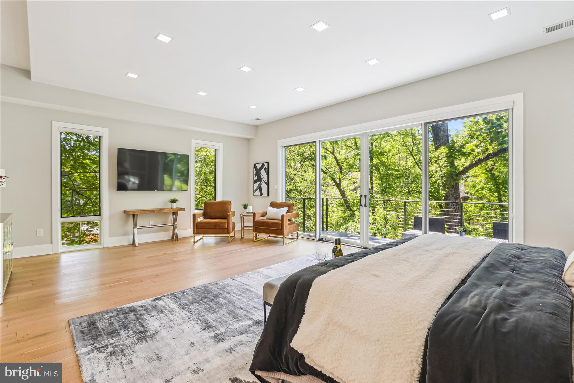 CHEVY CHASE - Residential Lease