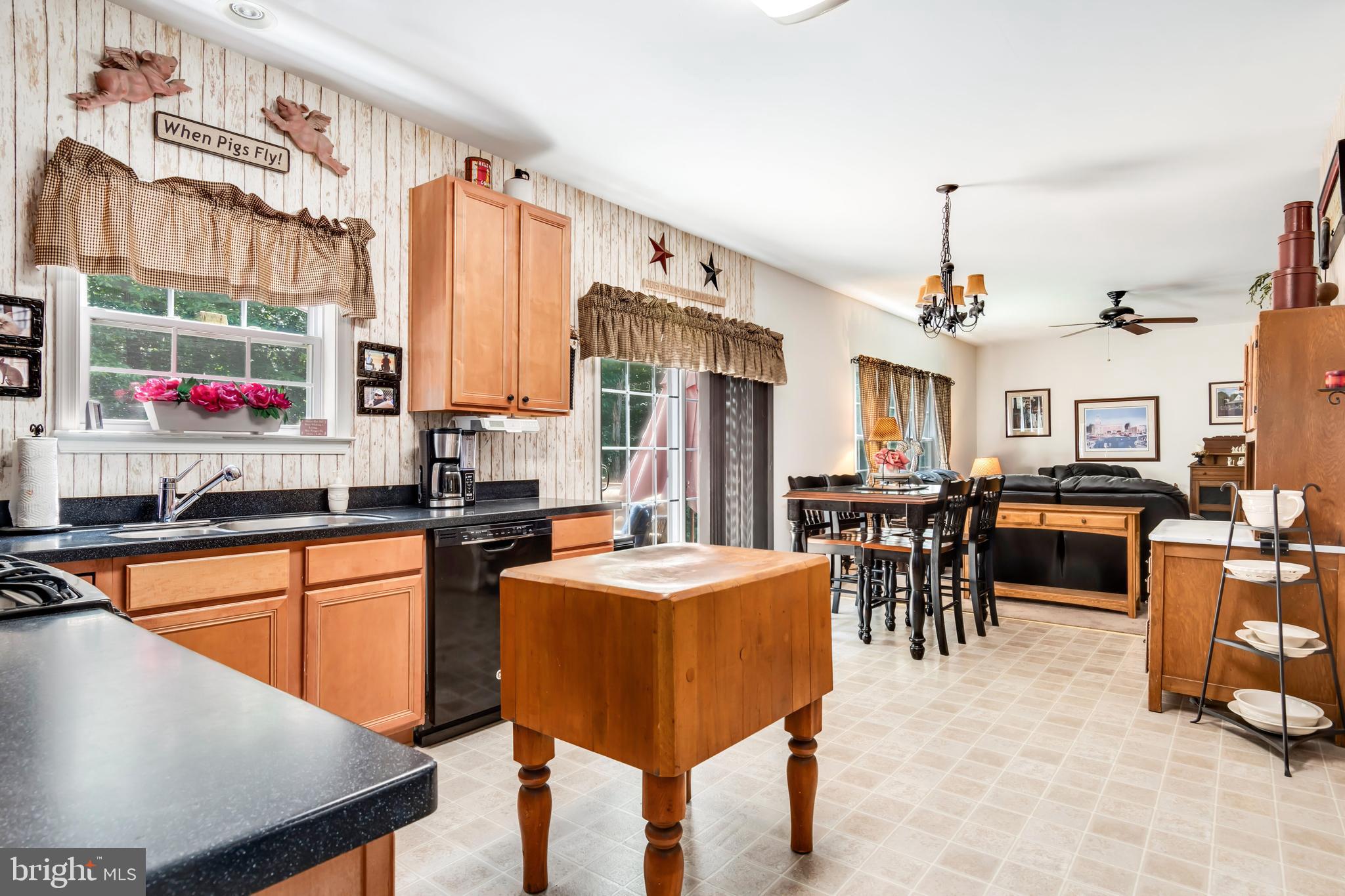 THE WOODS AT STONEY RIDG - Residential