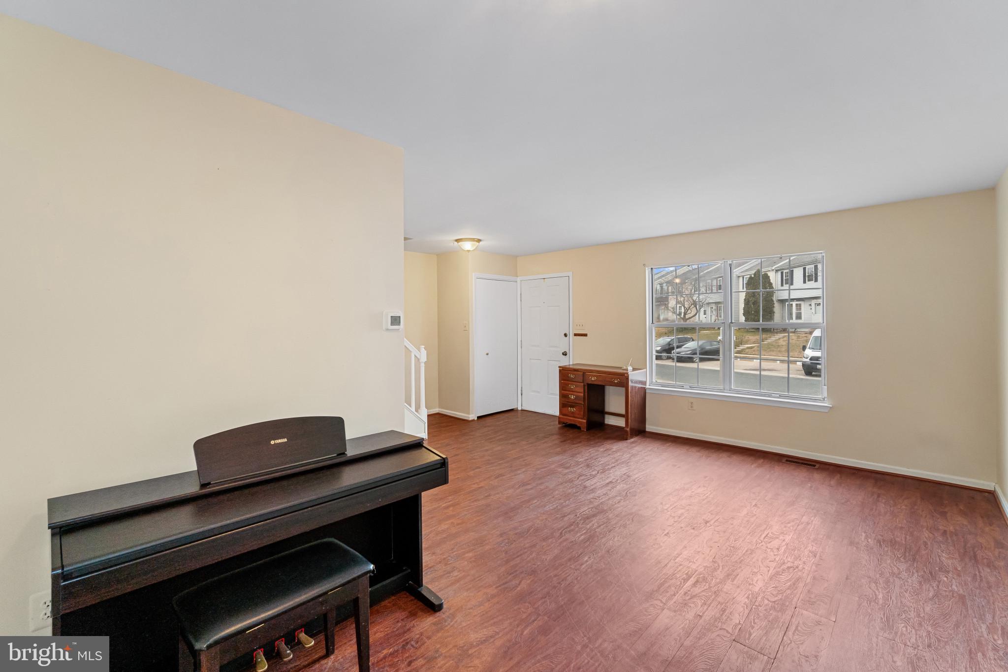 PINEDALE WOODS - Residential