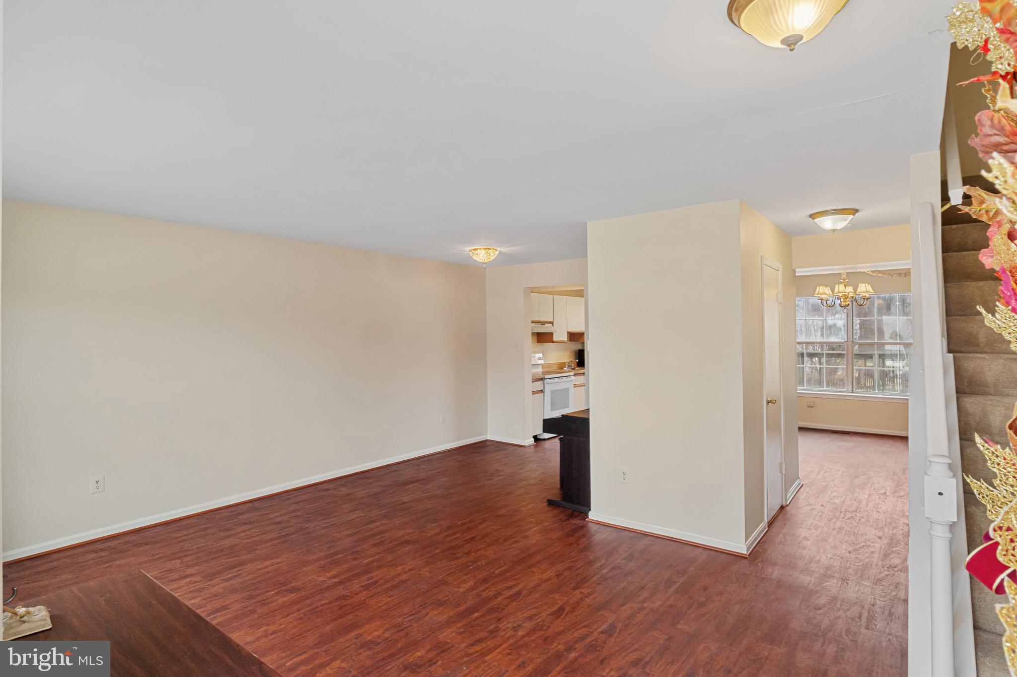 PINEDALE WOODS - Residential